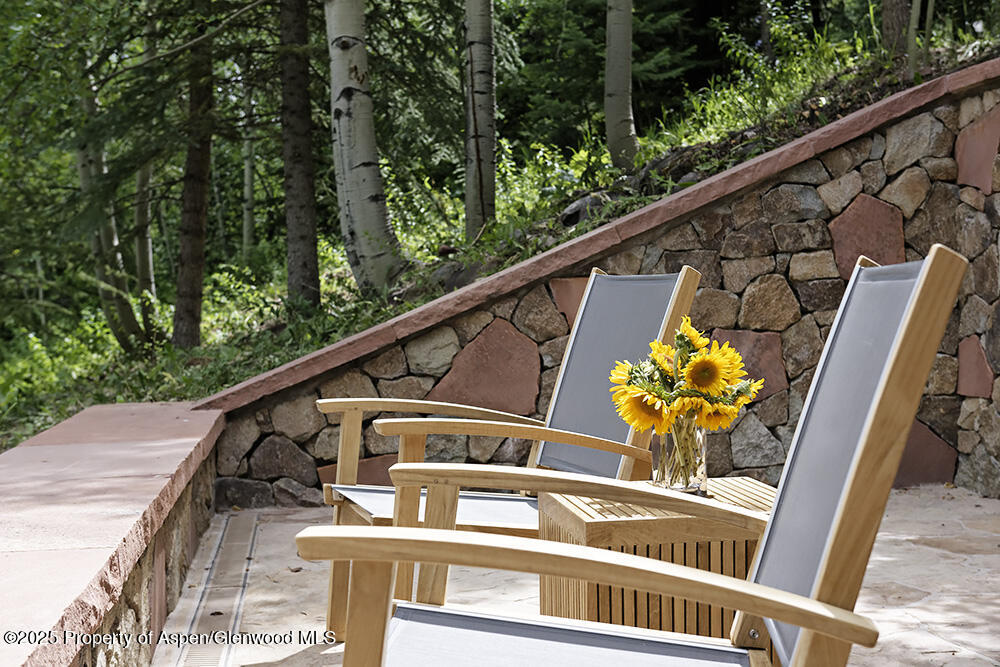 333 Faraway Road Property Photo 12