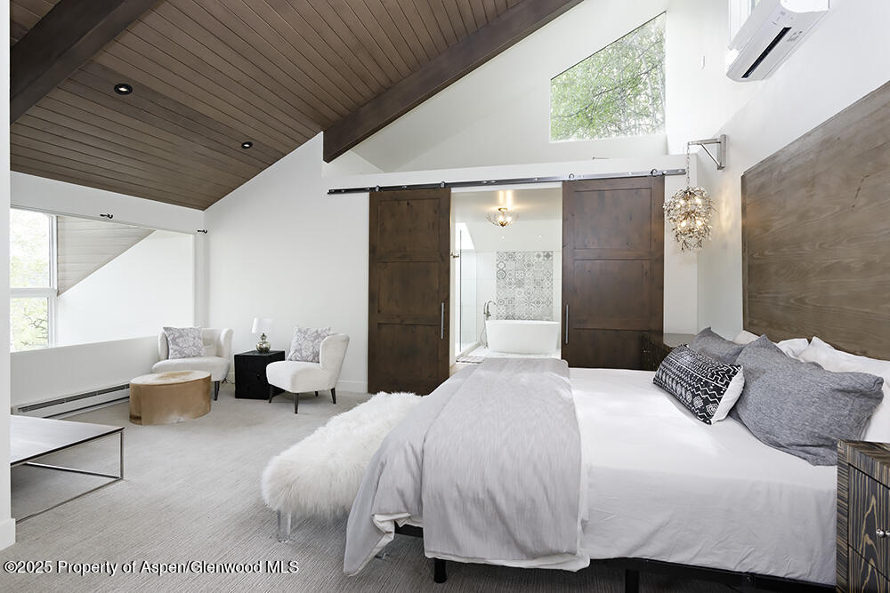 333 Faraway Road Property Photo 14