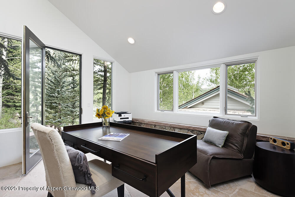 333 Faraway Road Property Photo 18