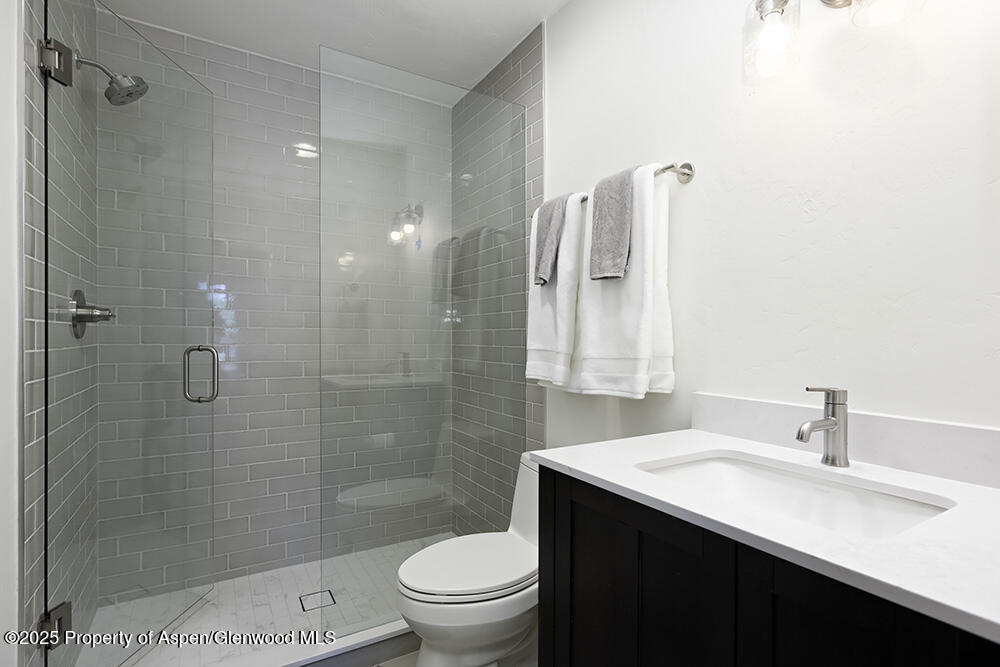 333 Faraway Road Property Photo 25
