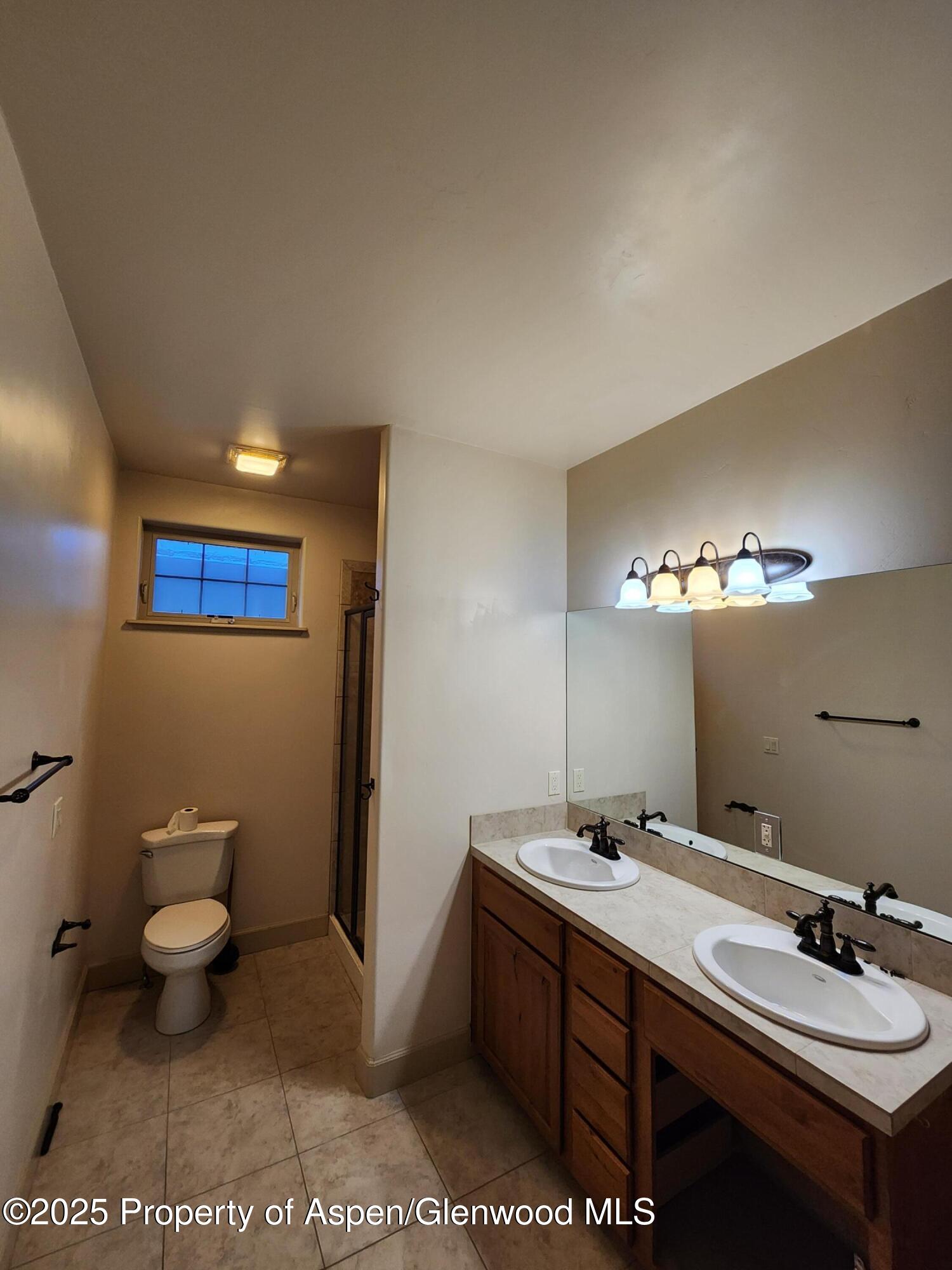 279 Whitehorse Drive Property Photo 11