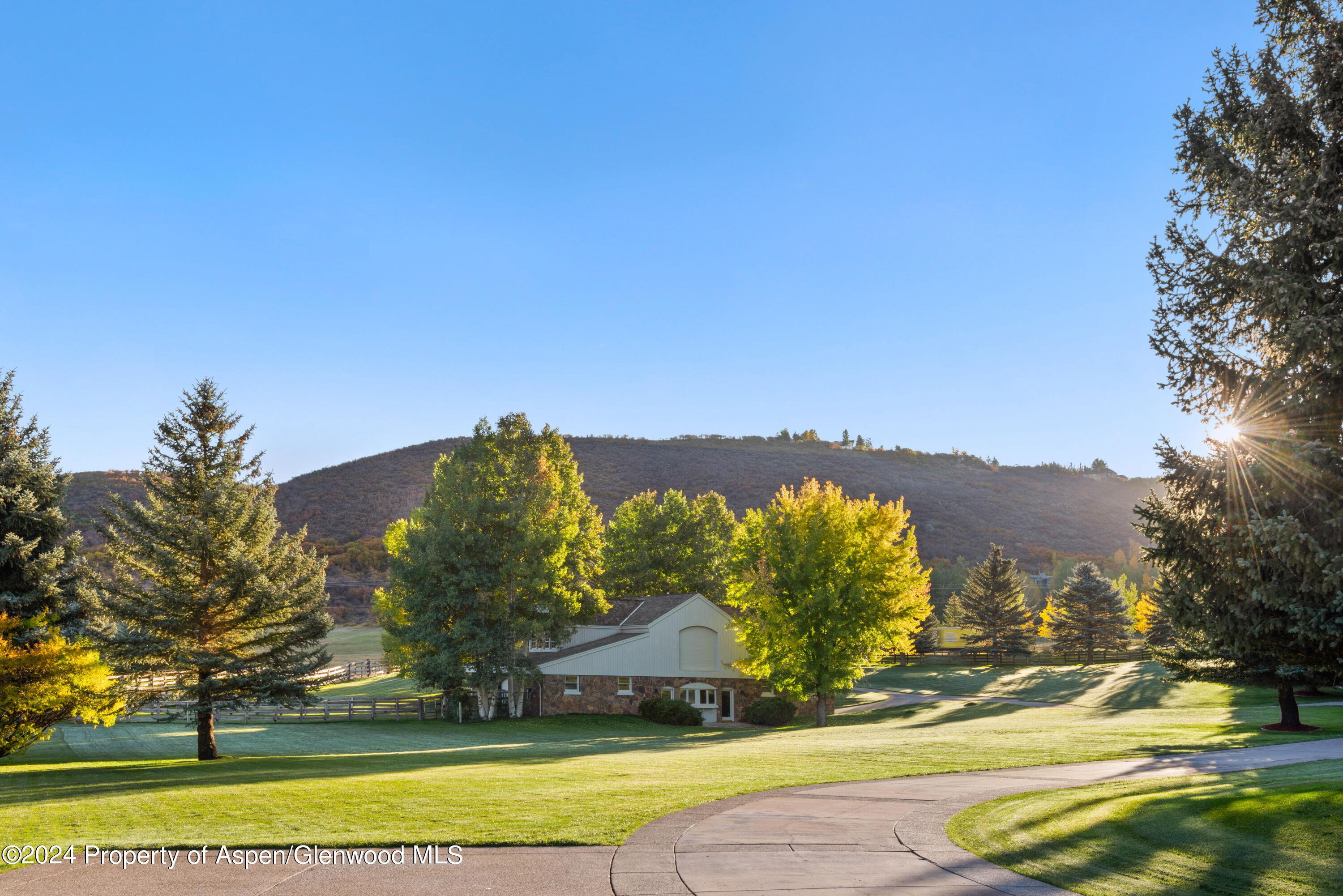 1650 Mclain Flats Road Property Photo 8