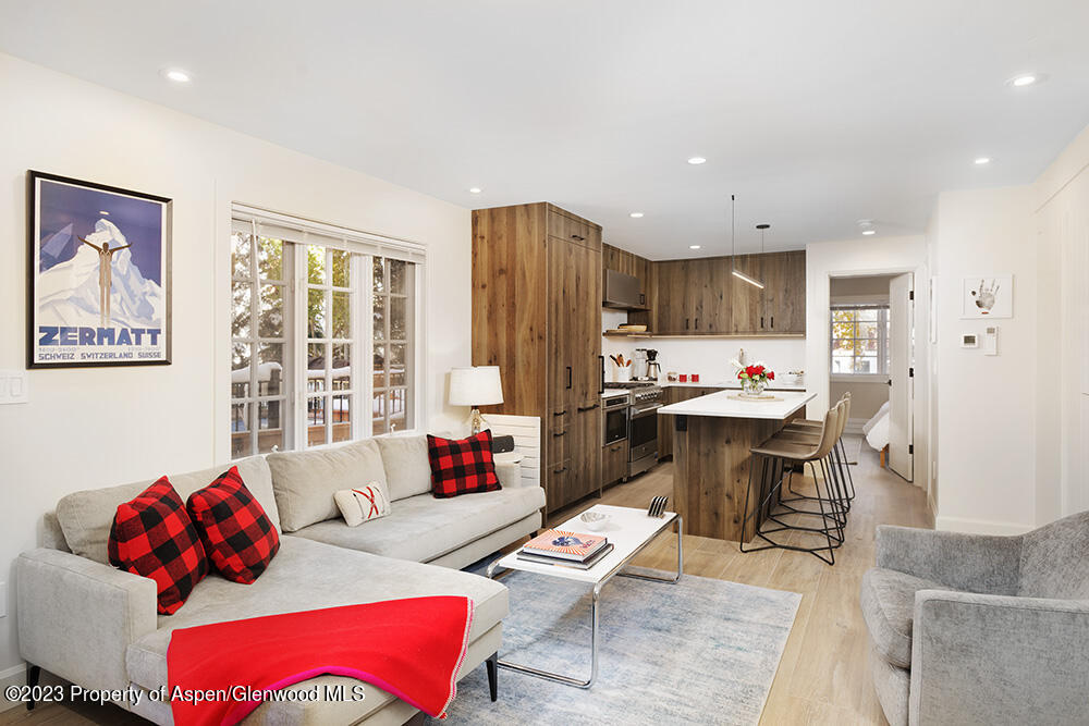 631 S Galena Street, #11