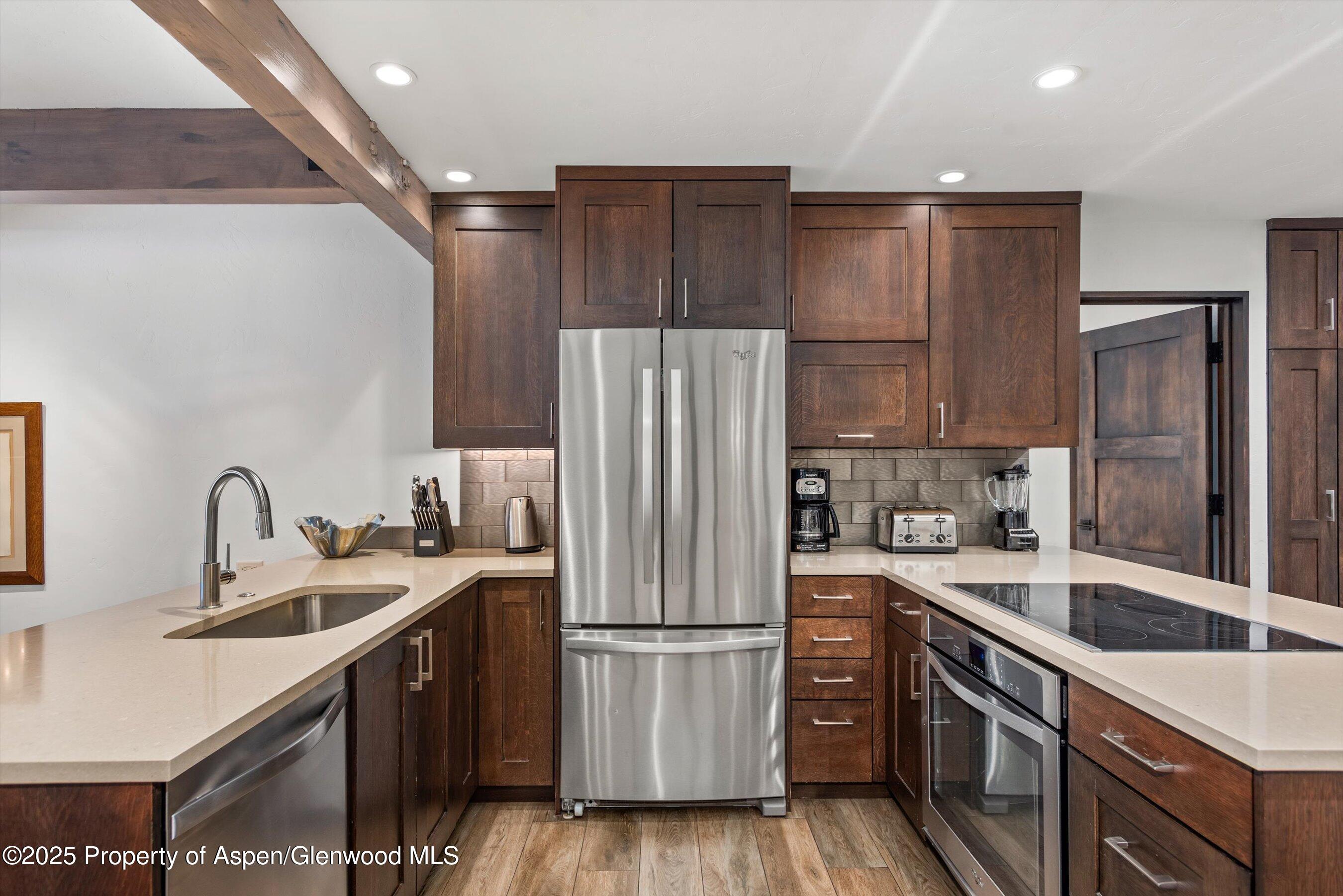 610 S West End Street, E103 Property Photo 2