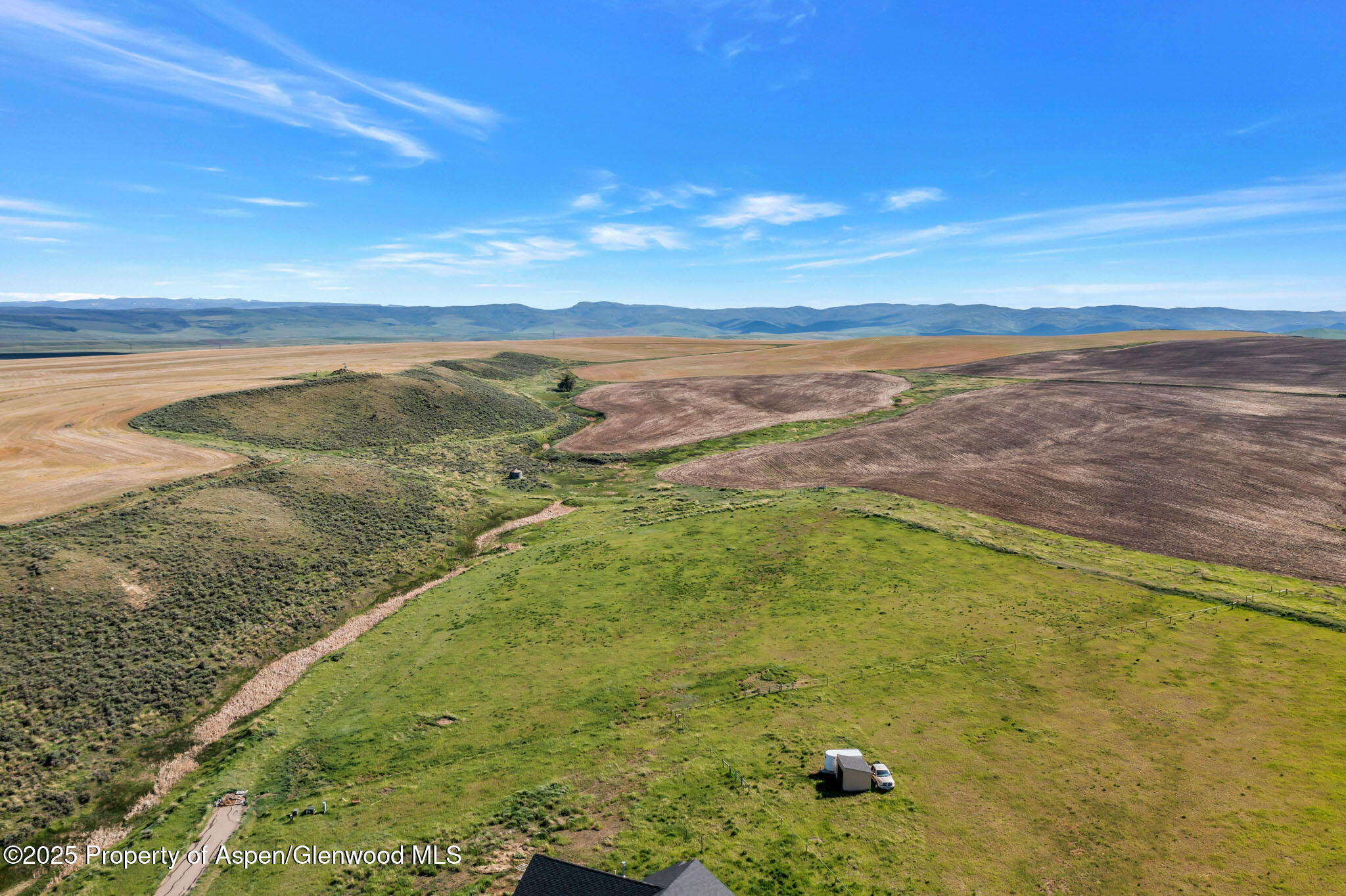 38300 Cattails Court Property Photo 12