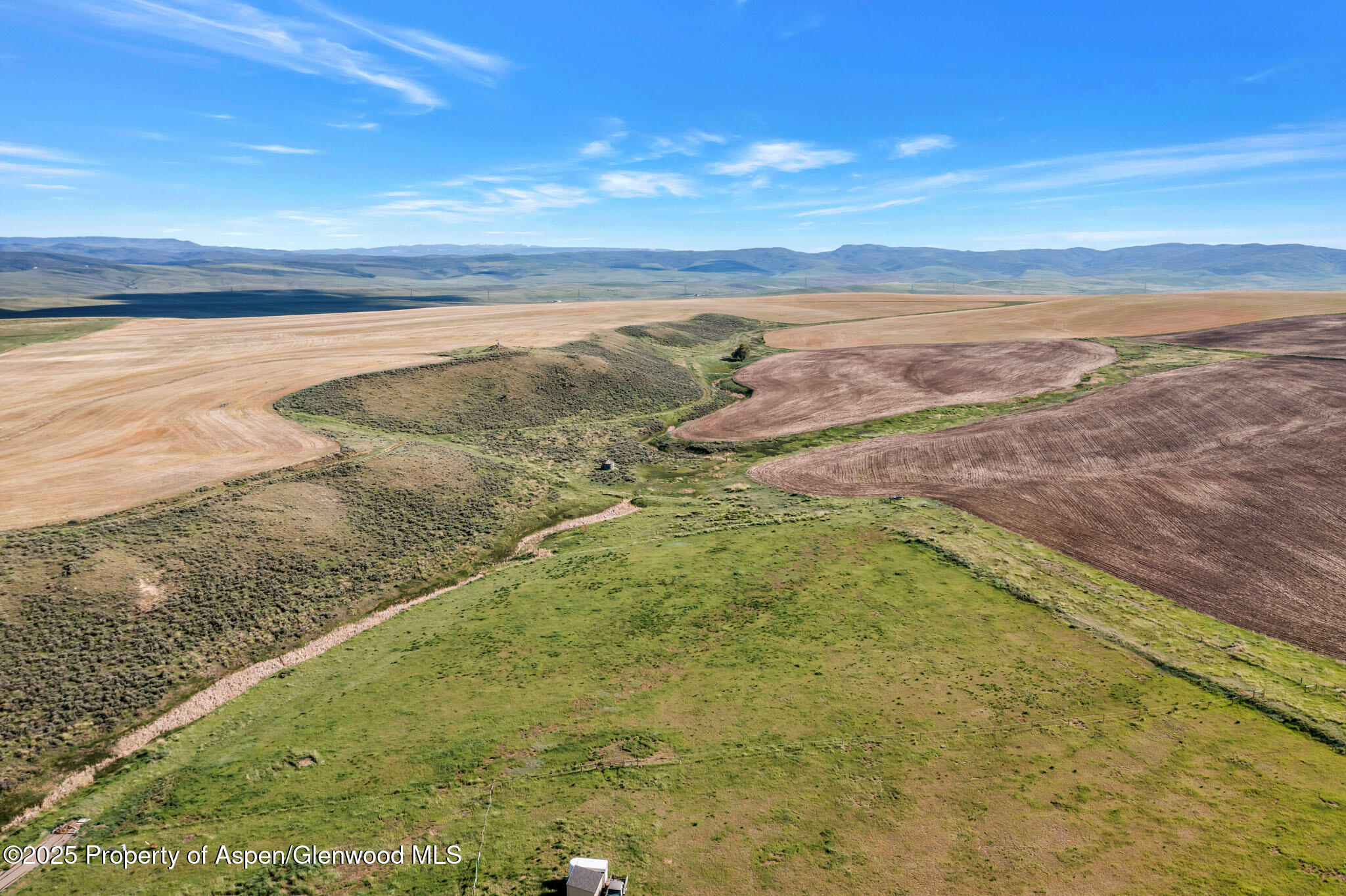 38300 Cattails Court Property Photo 18