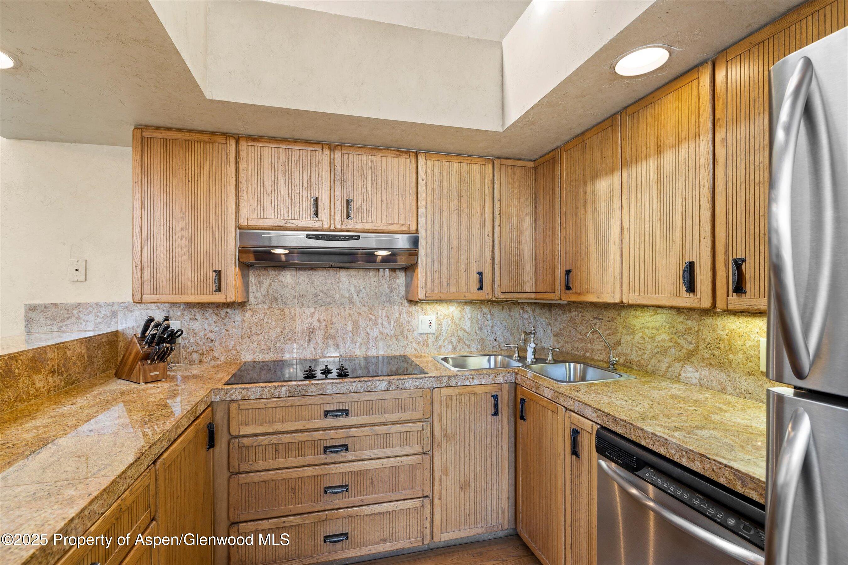 117 W Hyman, #2 Property Photo 12