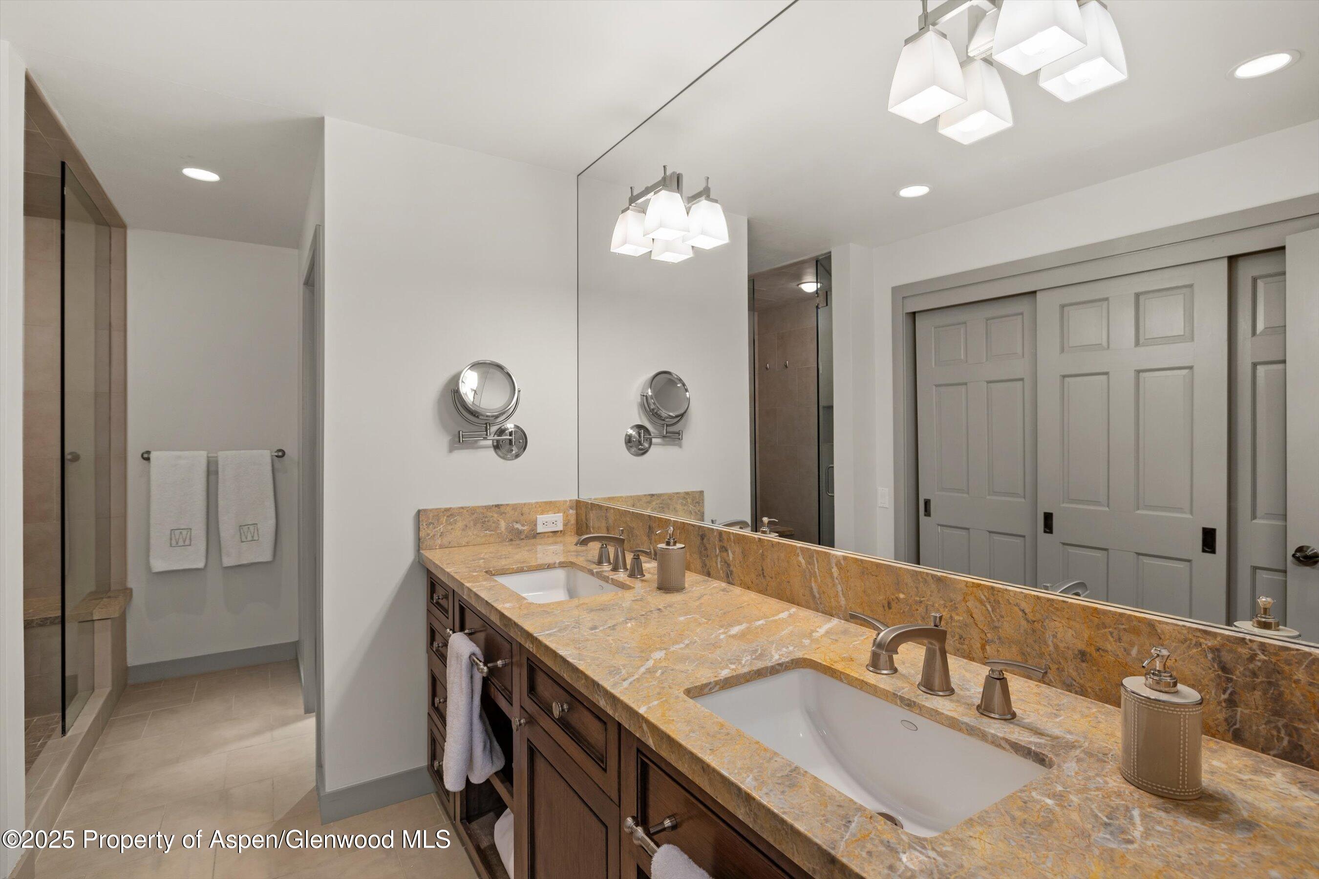 117 W Hyman #2 Property Photo 16