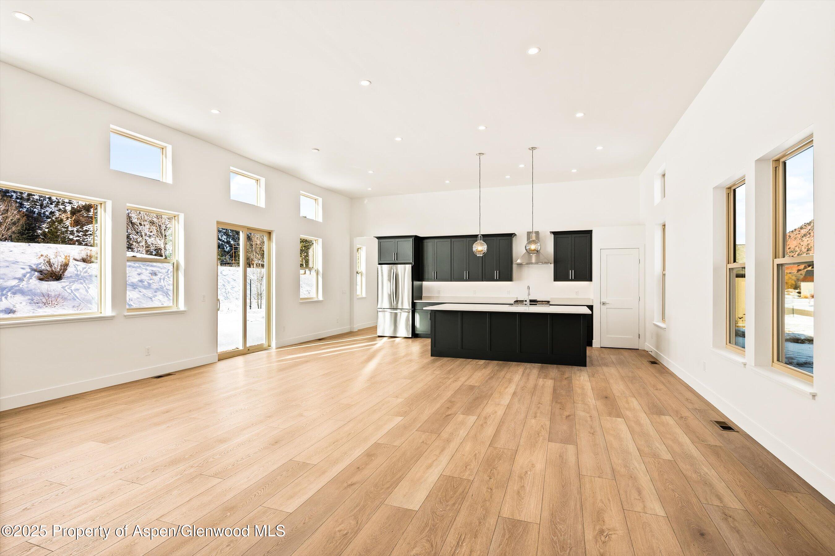 209 Blue Heron Drive Property Photo 8