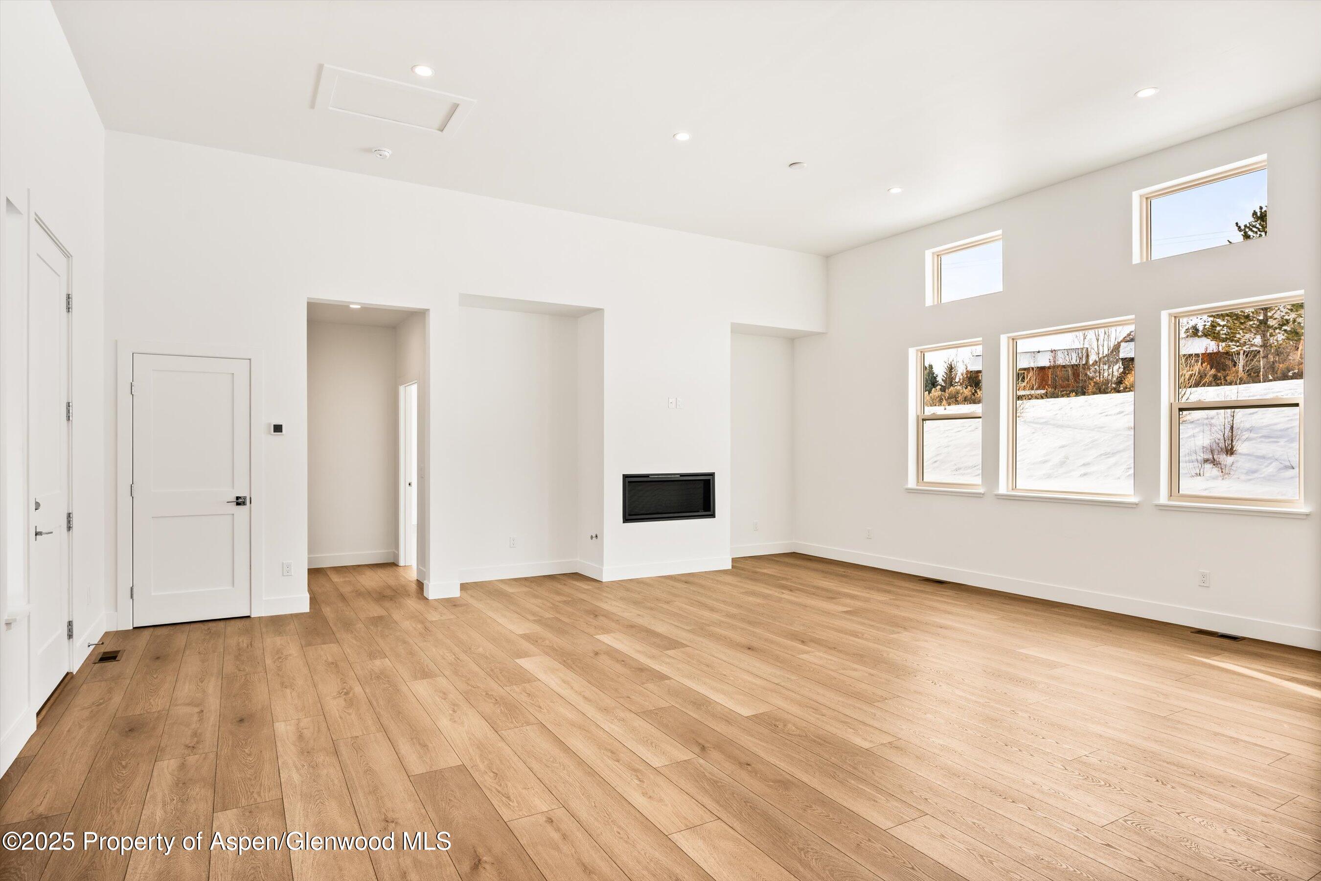 209 Blue Heron Drive Property Photo 14