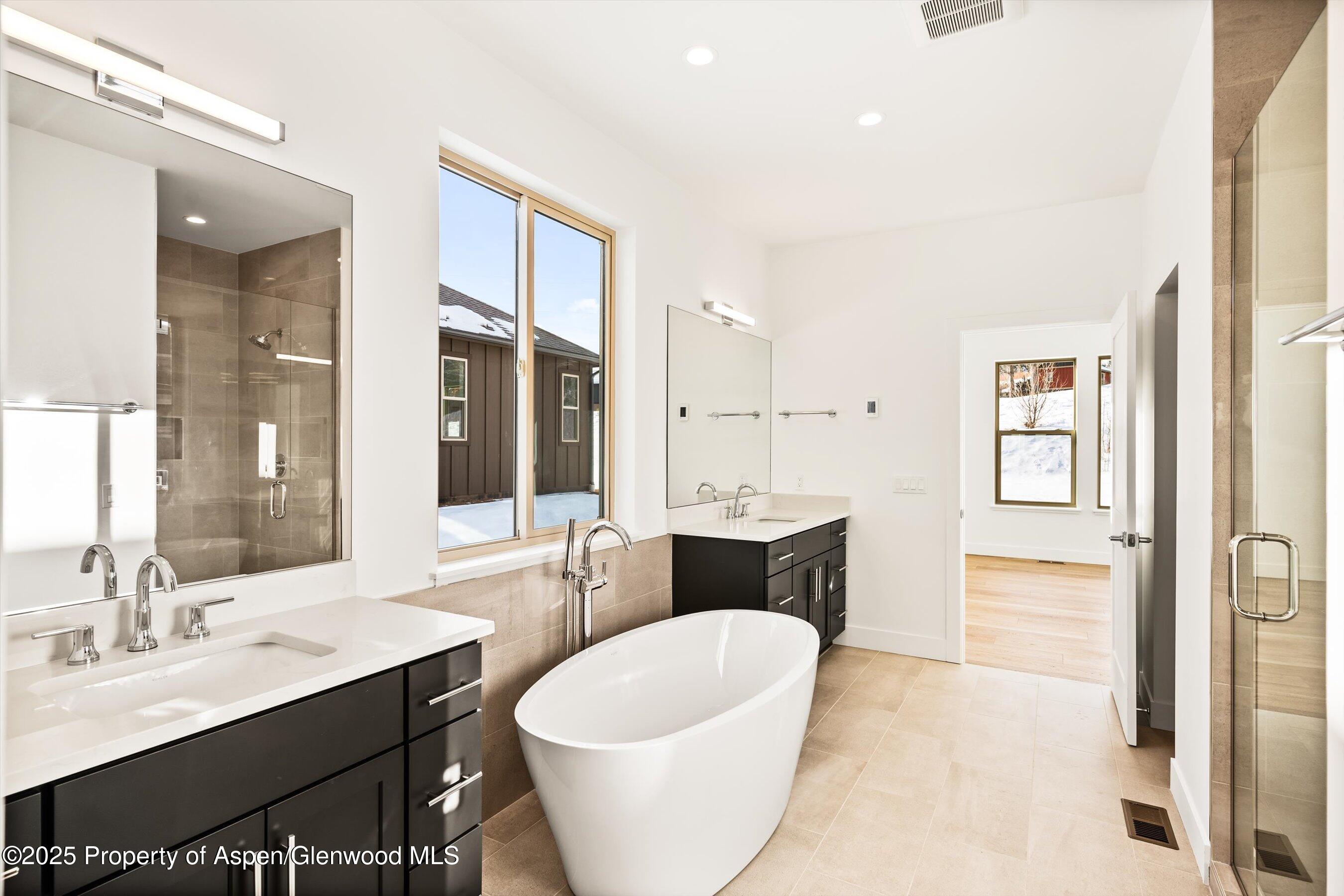 209 Blue Heron Drive Property Photo 18