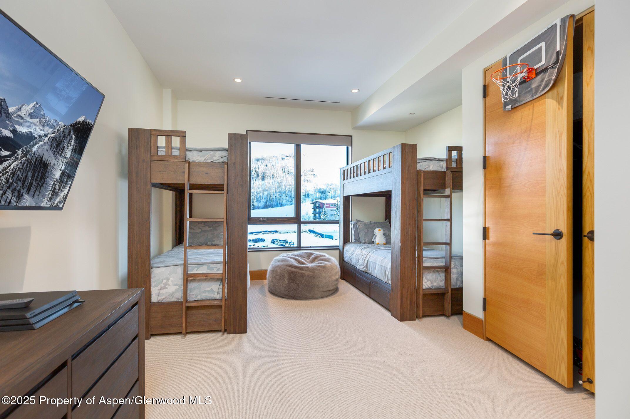 77 Wood Road, 706 Property Photo 18
