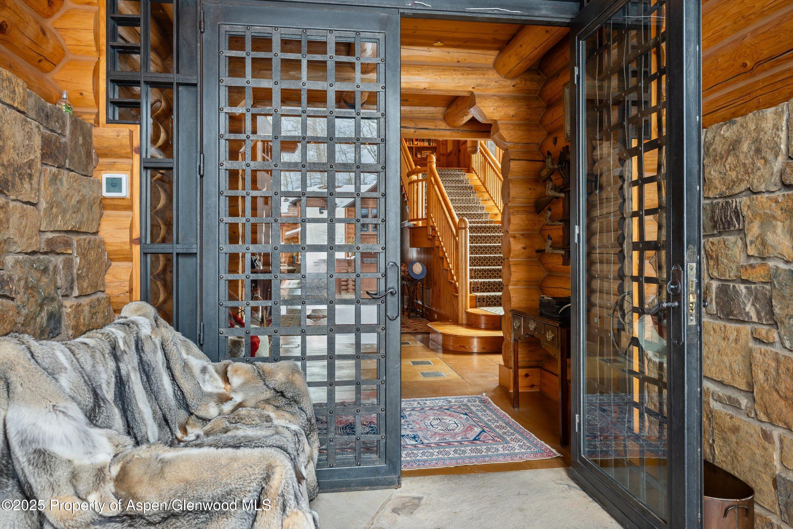 195 N Hayden Road Property Photo 6