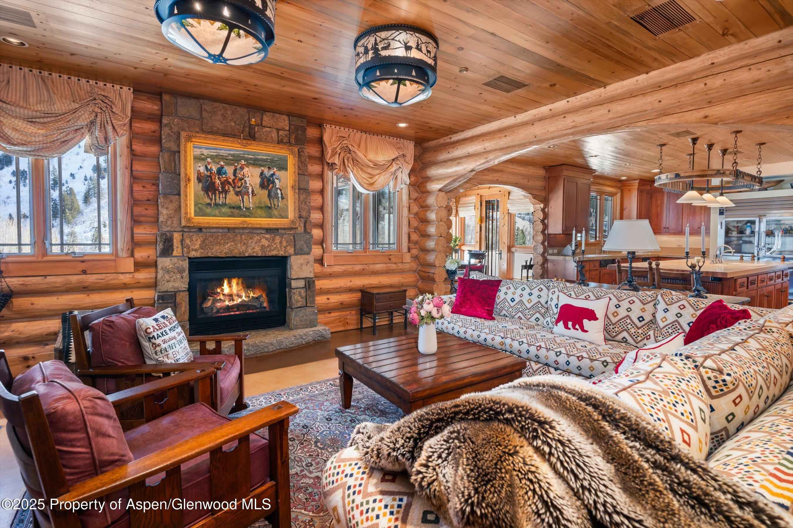 195 N Hayden Road Property Photo 11