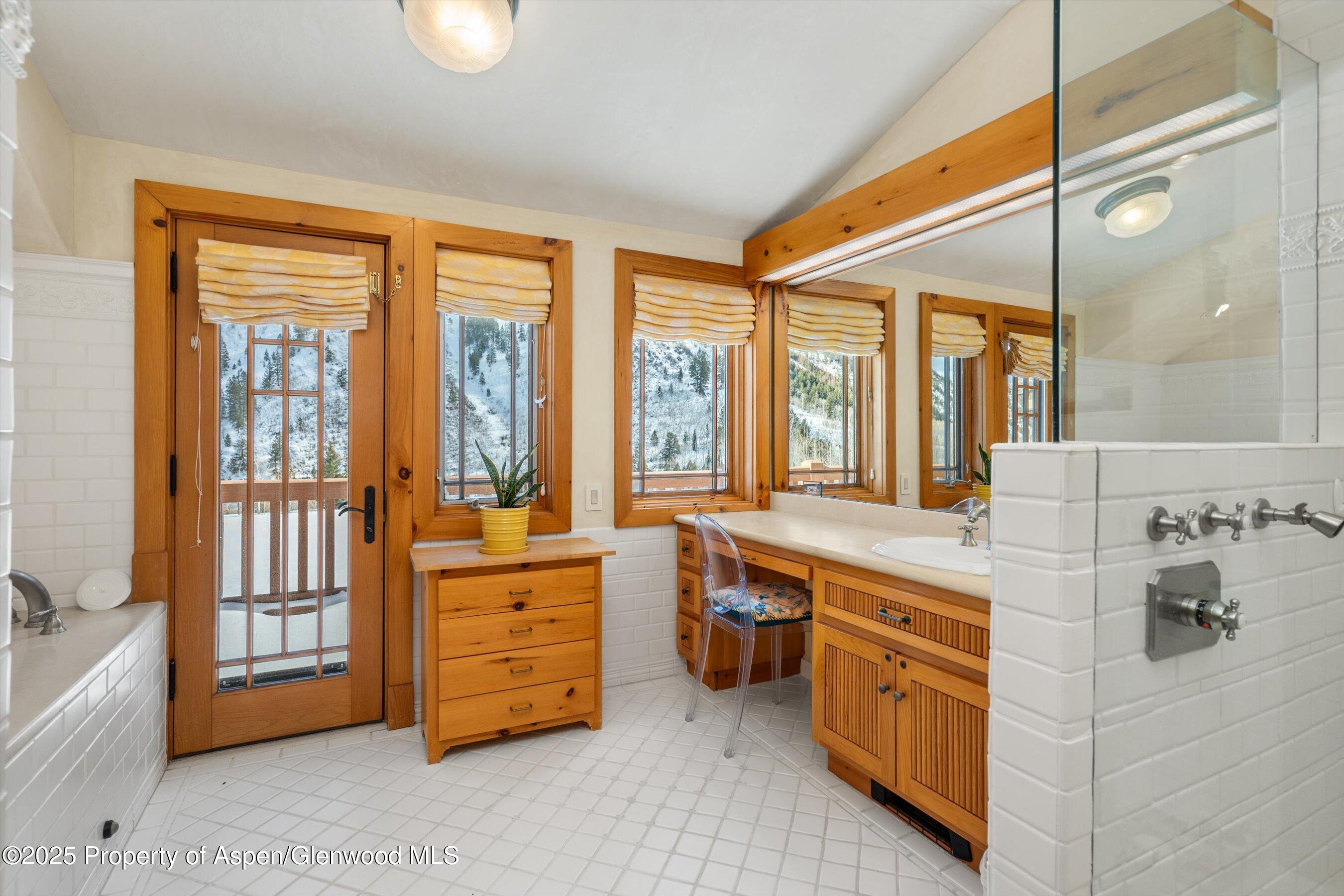 195 N Hayden Road Property Photo 19