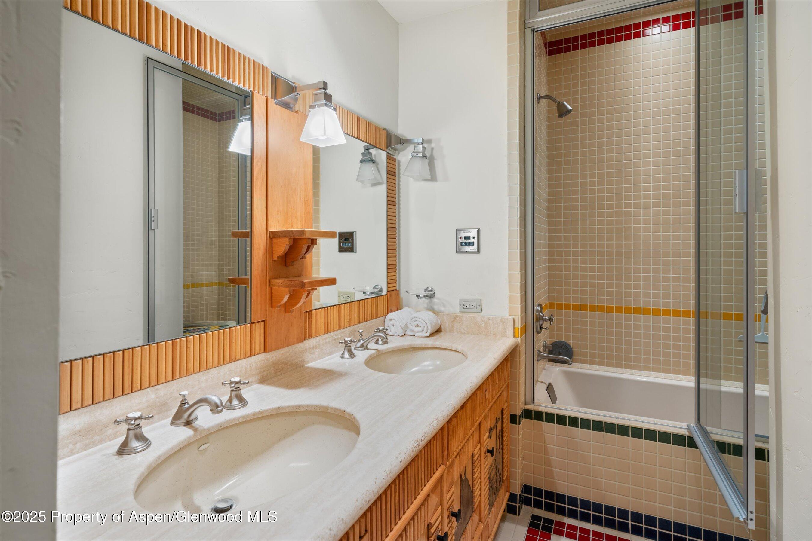 195 N Hayden Road Property Photo 30