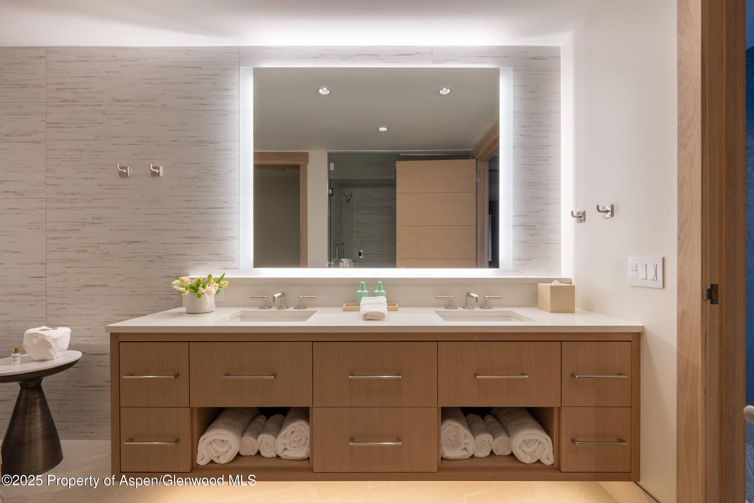130 Wood Road, 651 Property Photo 14