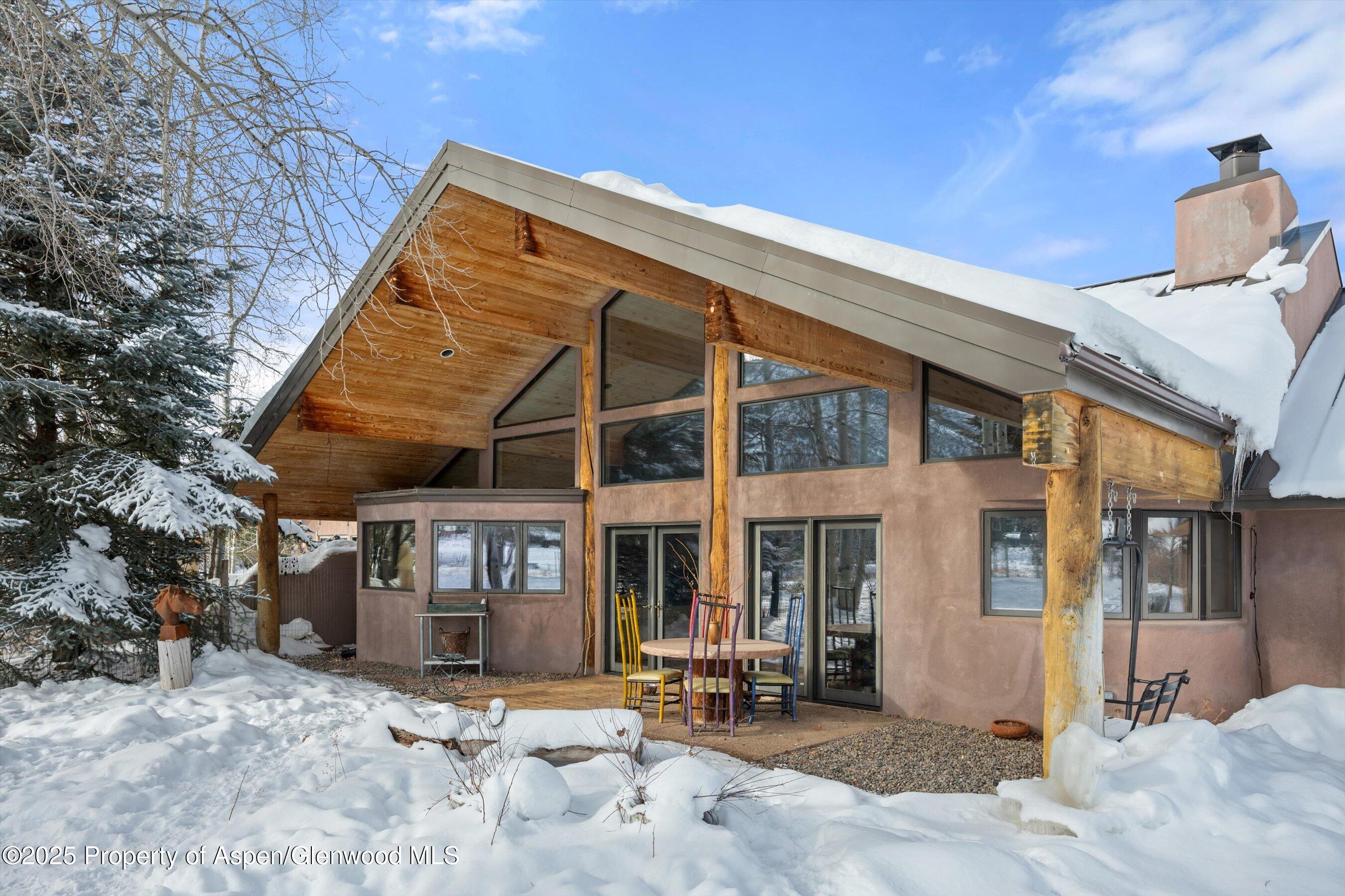 7282 Upper River Road Property Photo 2