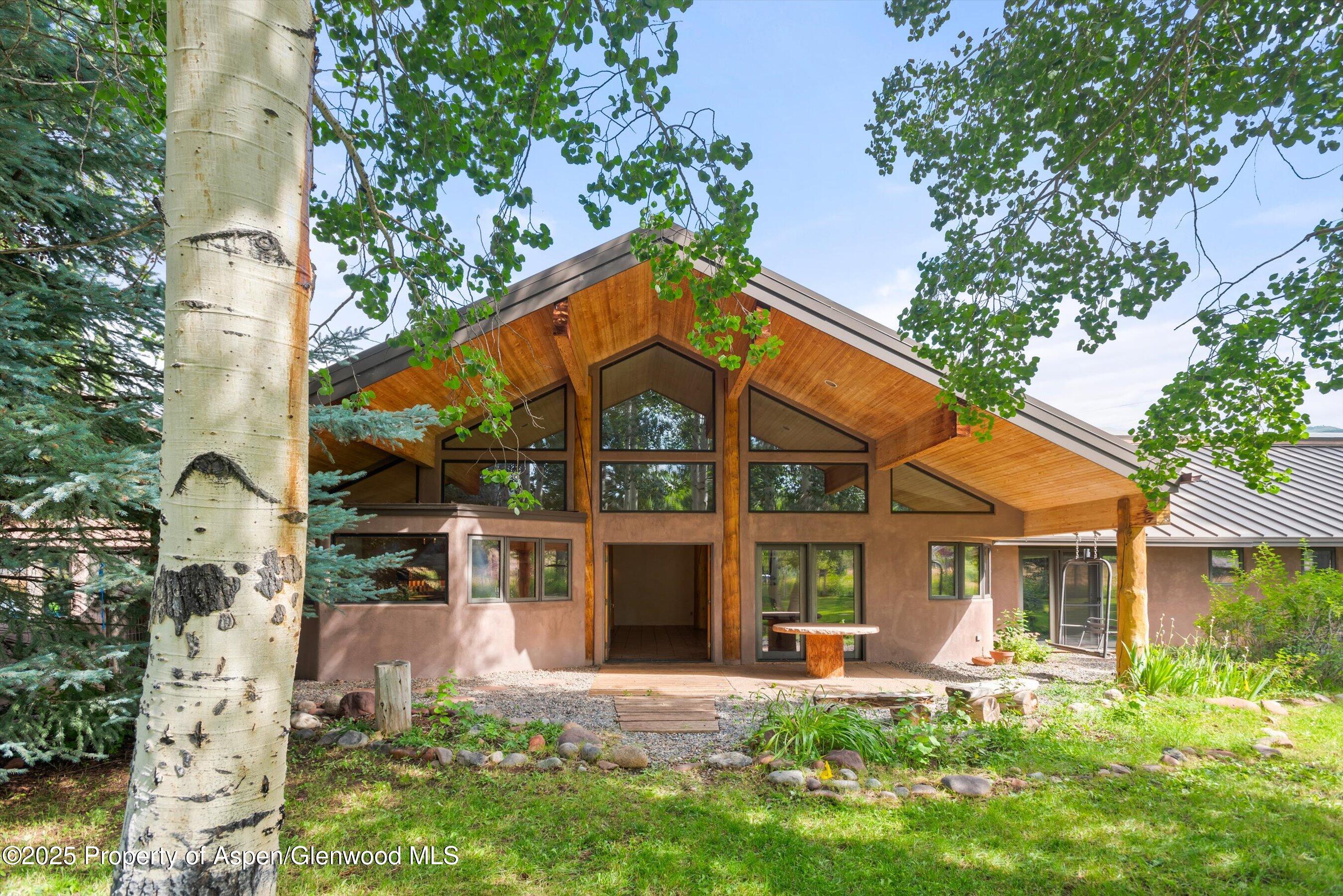 7282 Upper River Road Property Photo 3