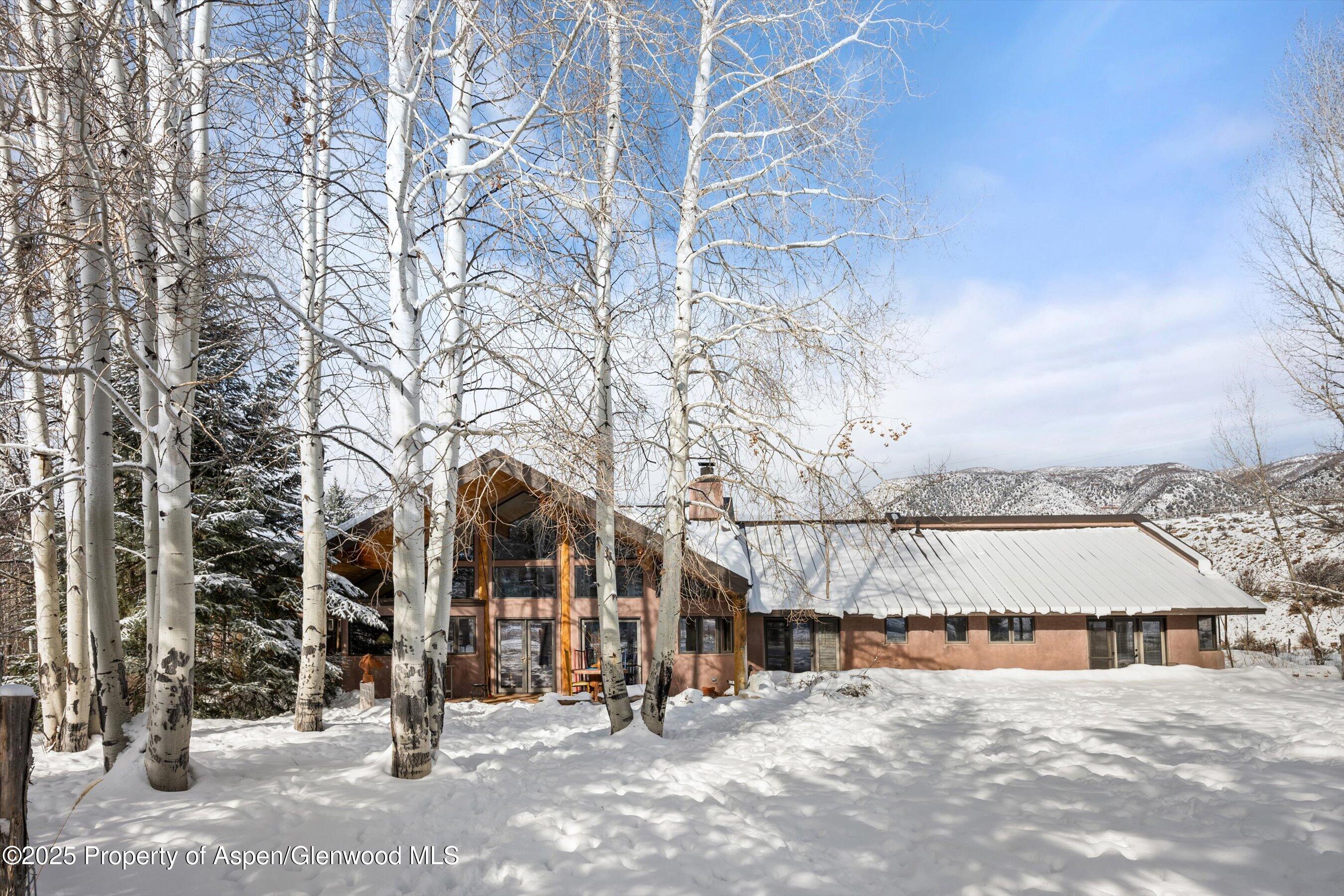 7282 Upper River Road Property Photo 4