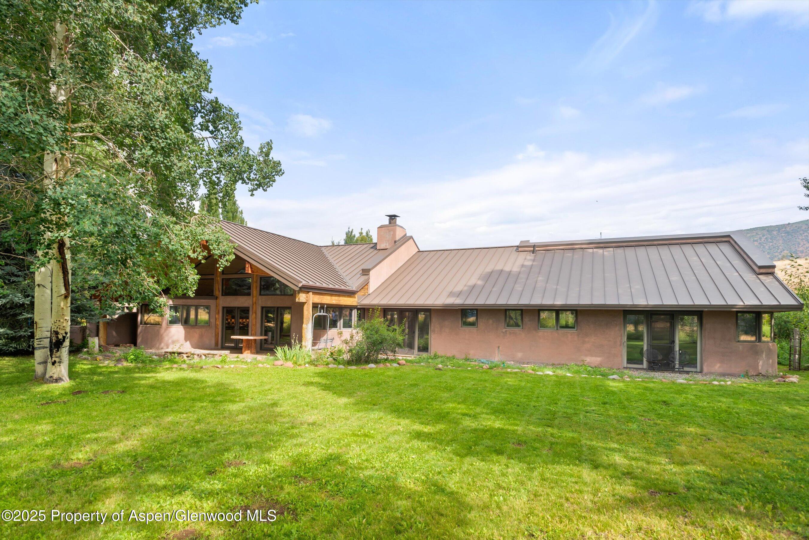7282 Upper River Road Property Photo 5