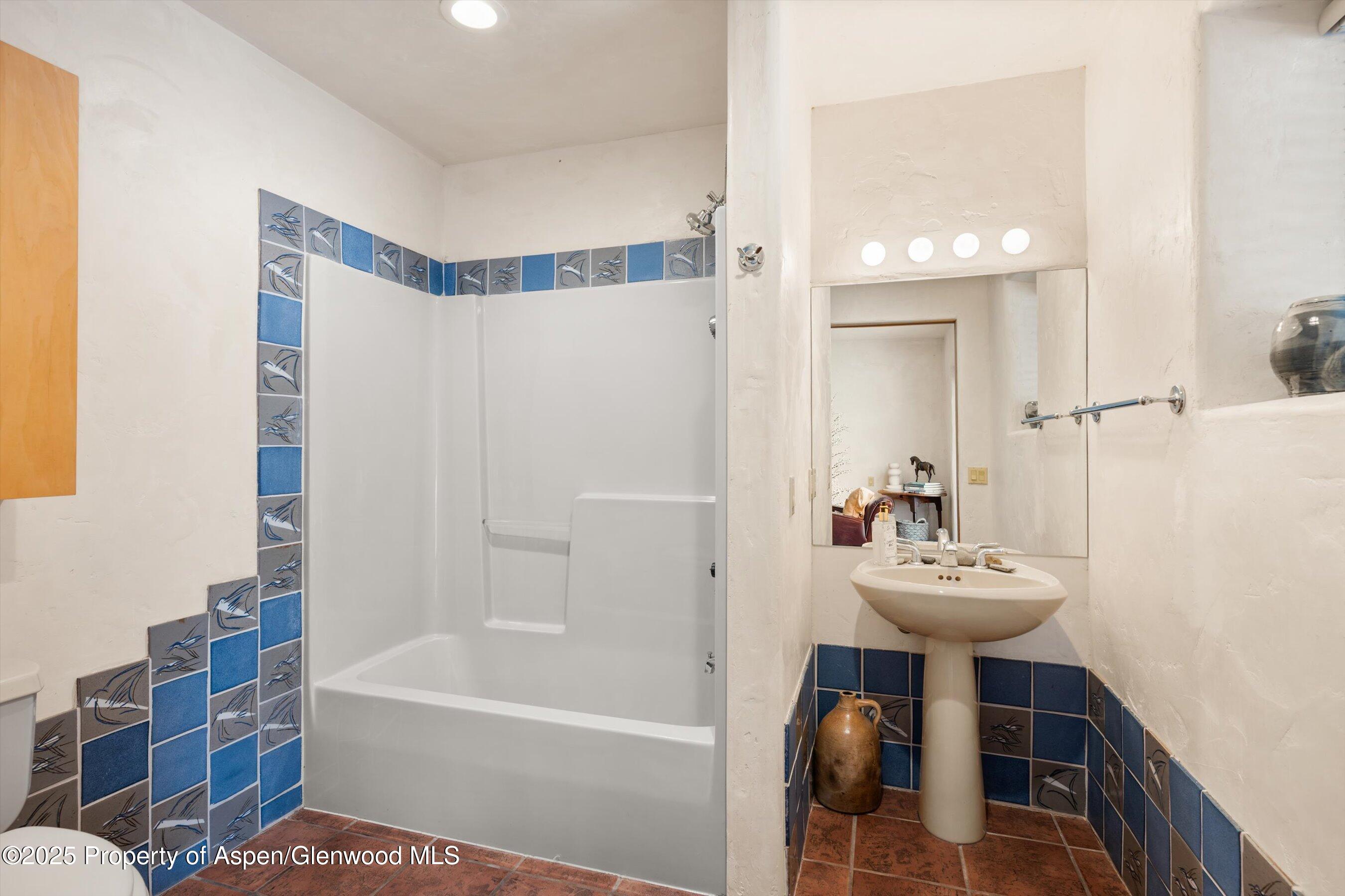 7282 Upper River Road Property Photo 18