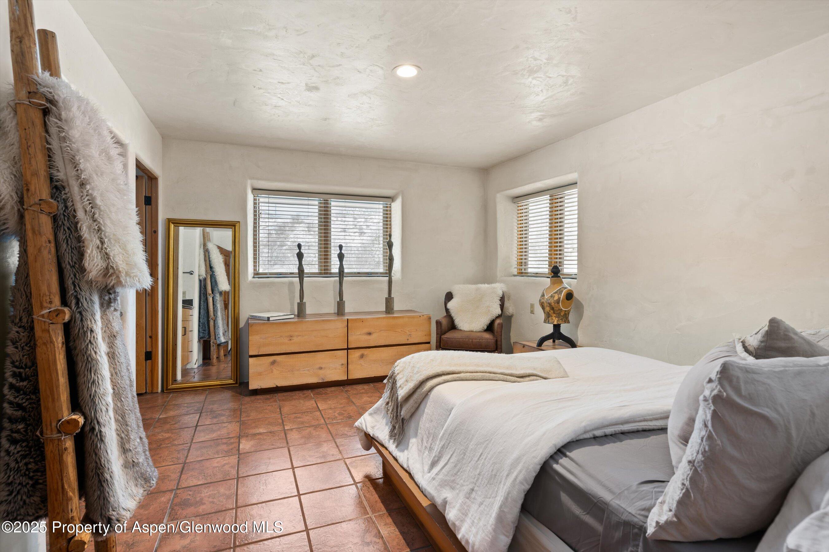 7282 Upper River Road Property Photo 21