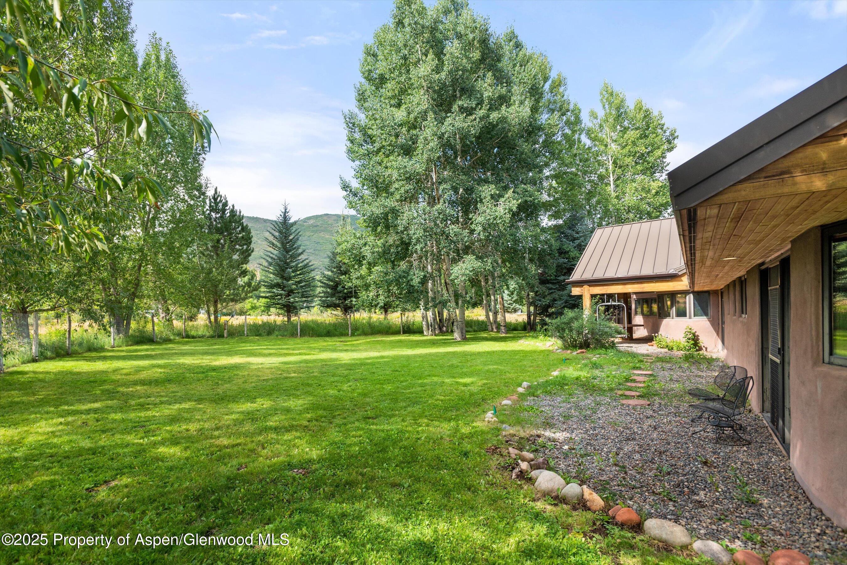 7282 Upper River Road Property Photo 24