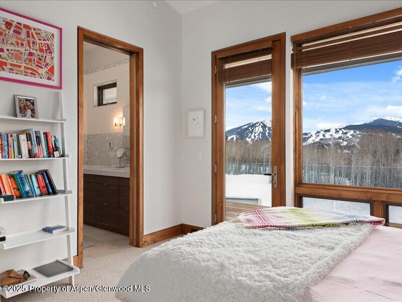 975 S Starwood Property Photo 32