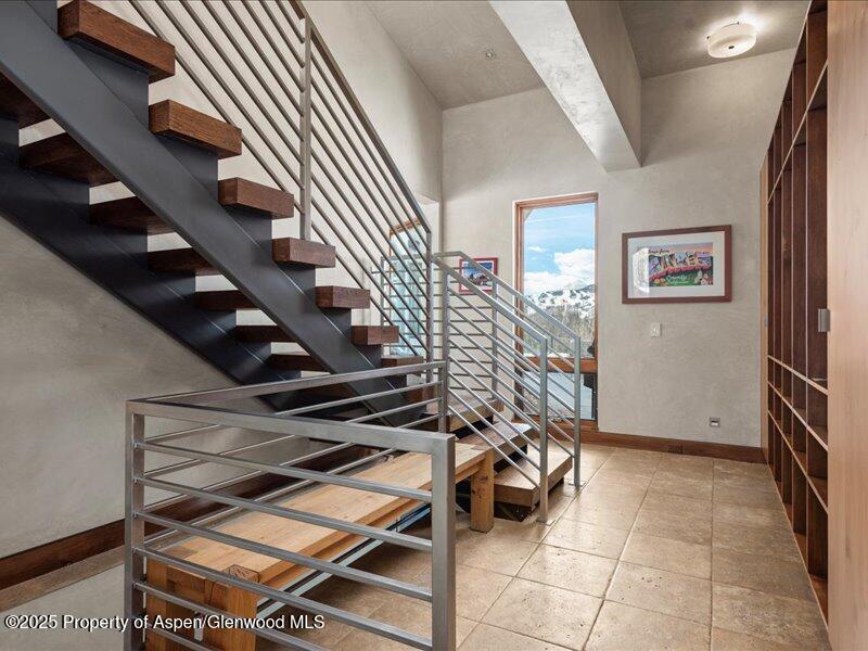975 S Starwood Property Photo 35