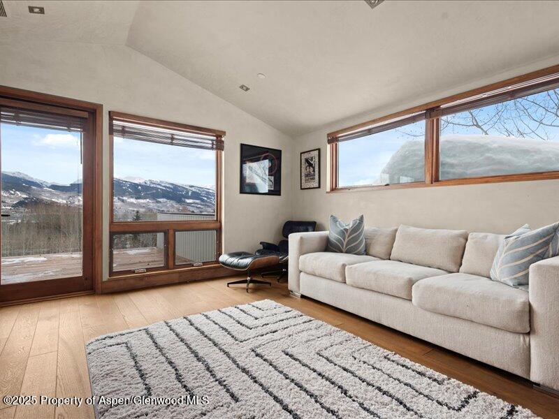 975 S Starwood Property Photo 38
