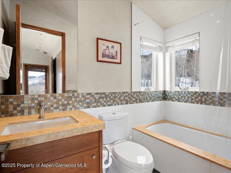 975 S Starwood Property Photo 39