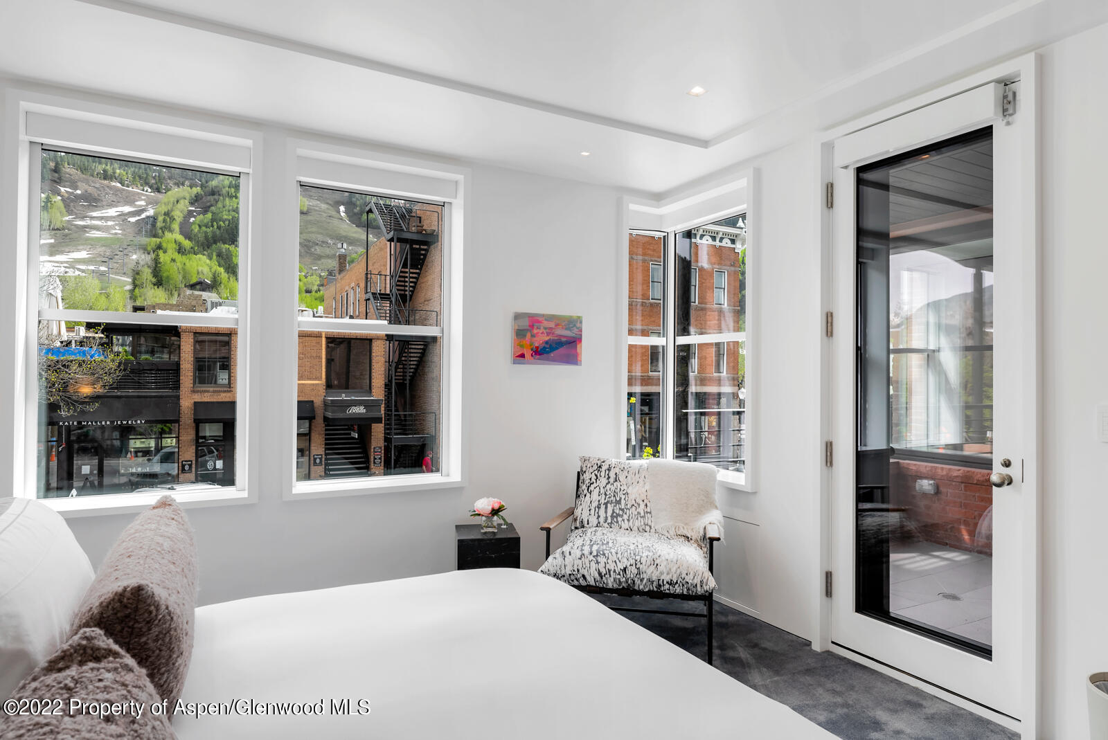 508 E Cooper Avenue, Unit 201 Property Photo 29