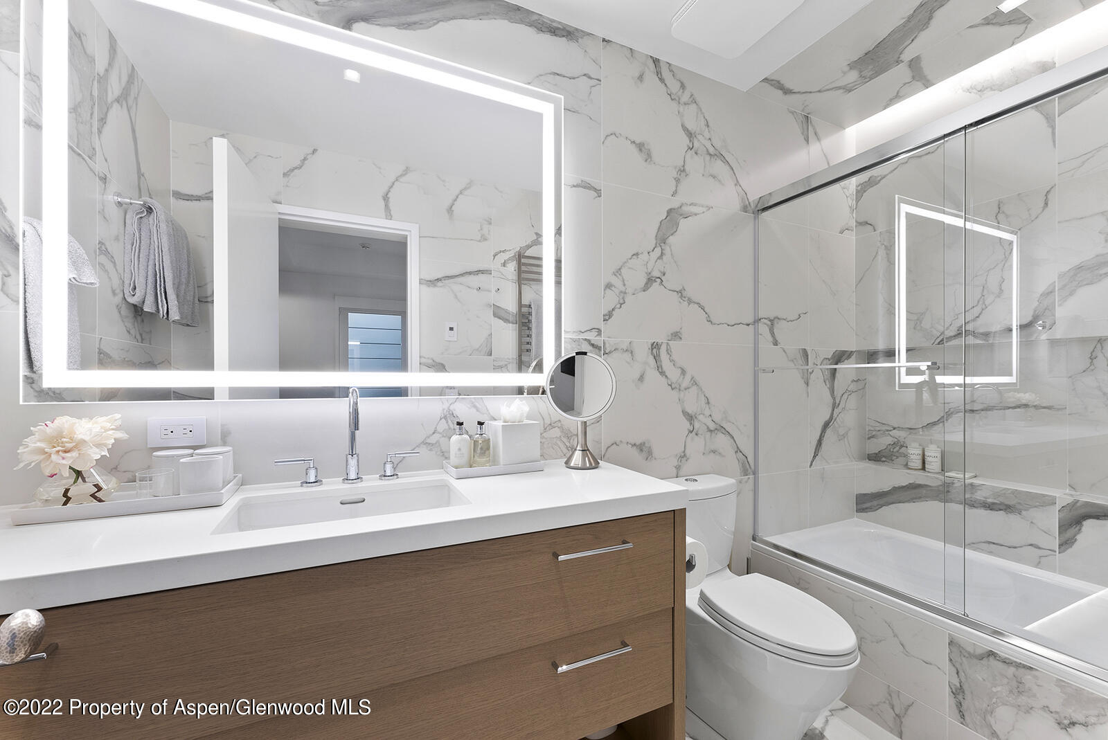 508 E Cooper Avenue, Unit 201 Property Photo 37