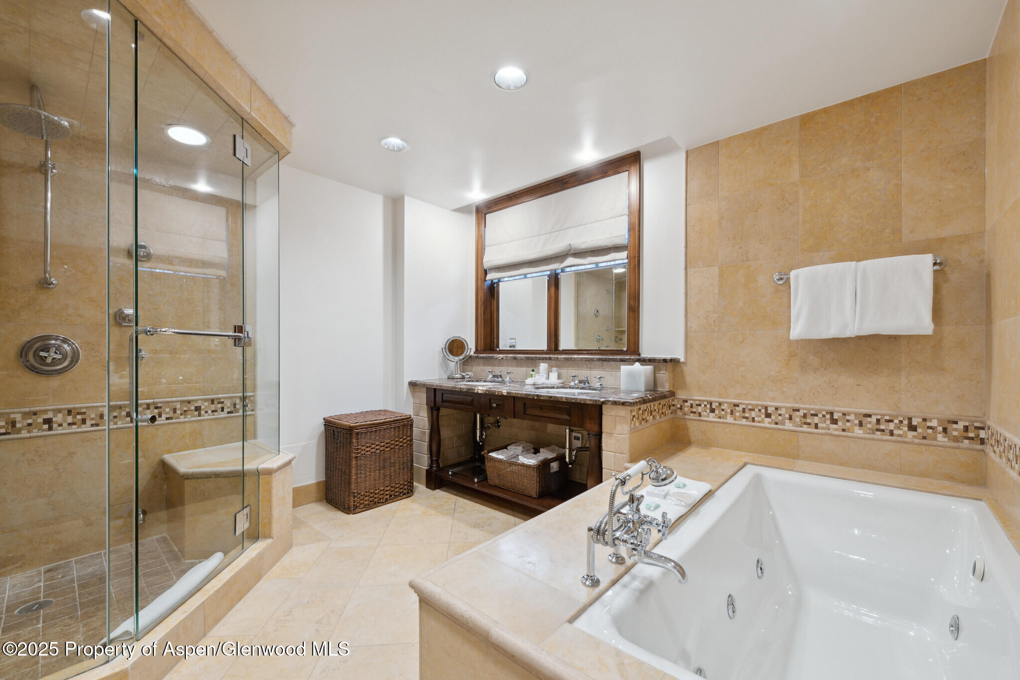 415 E Dean St, Unit 25 Property Photo 14