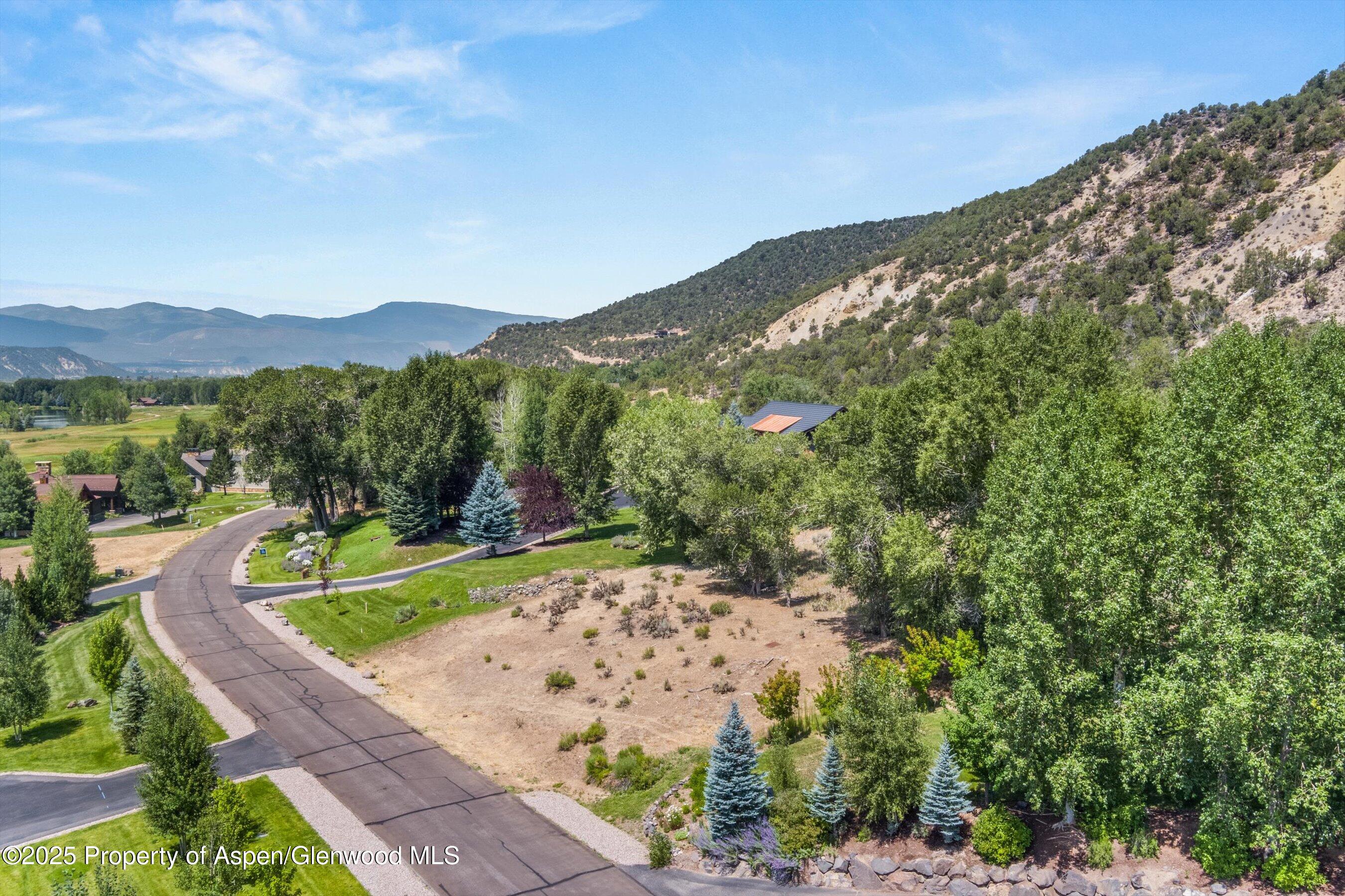 604 Larkspur Drive Property Photo 7