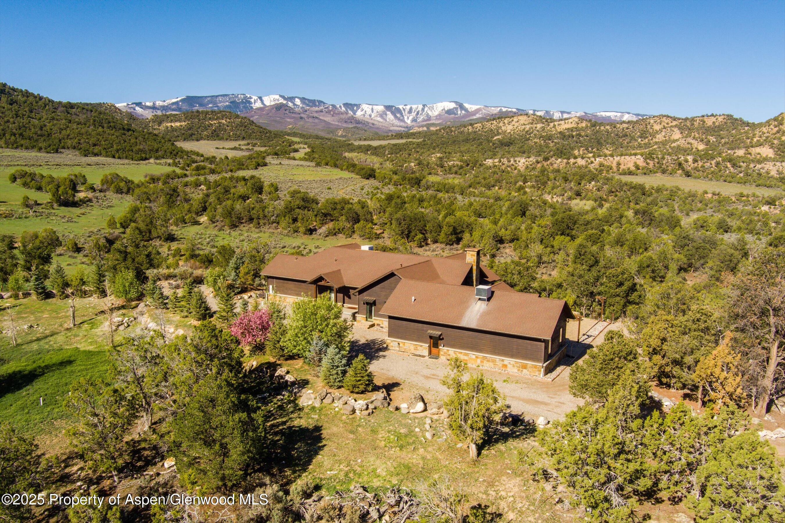 857 Indian Rock Road Property Photo 3