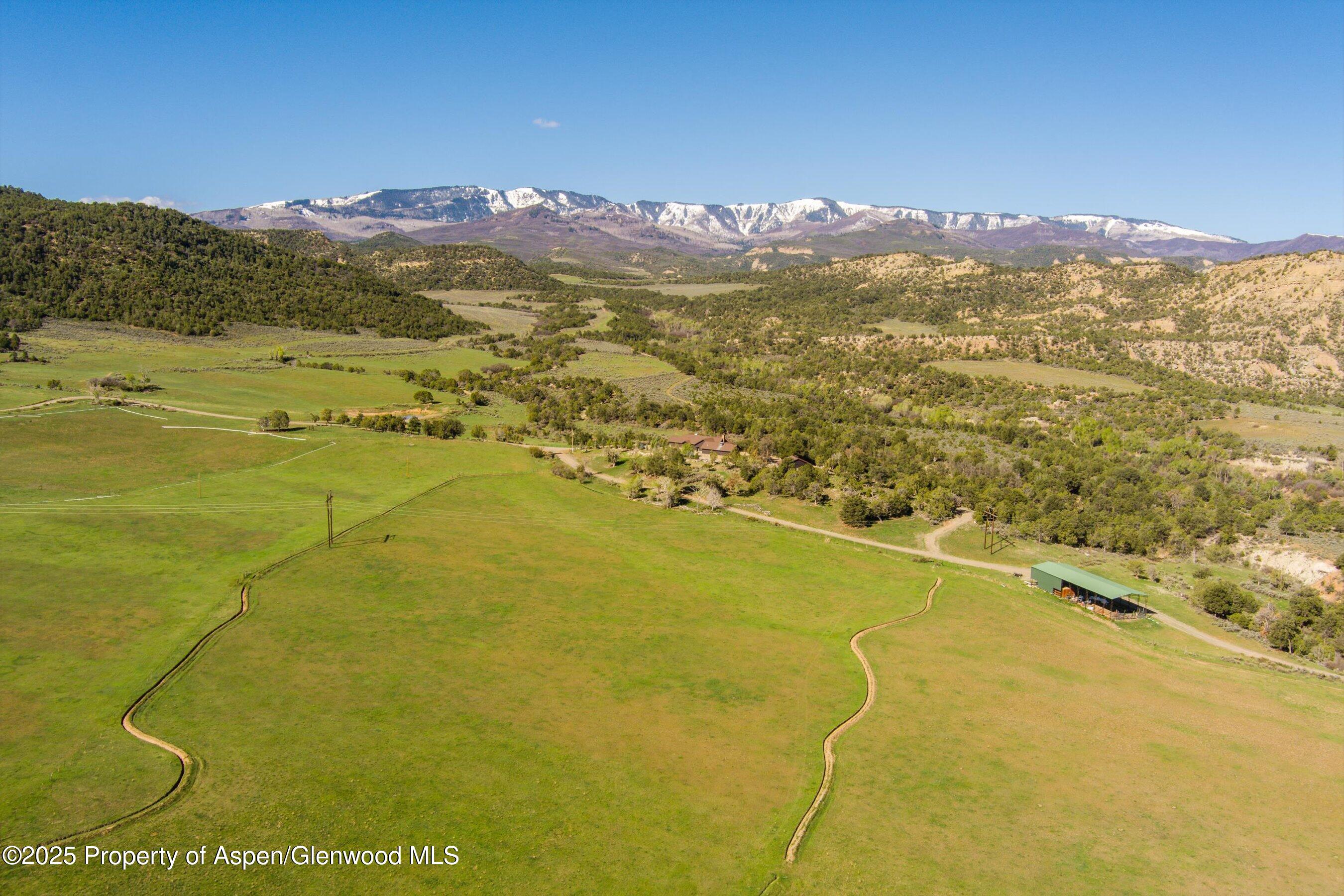 857 Indian Rock Road Property Photo 15