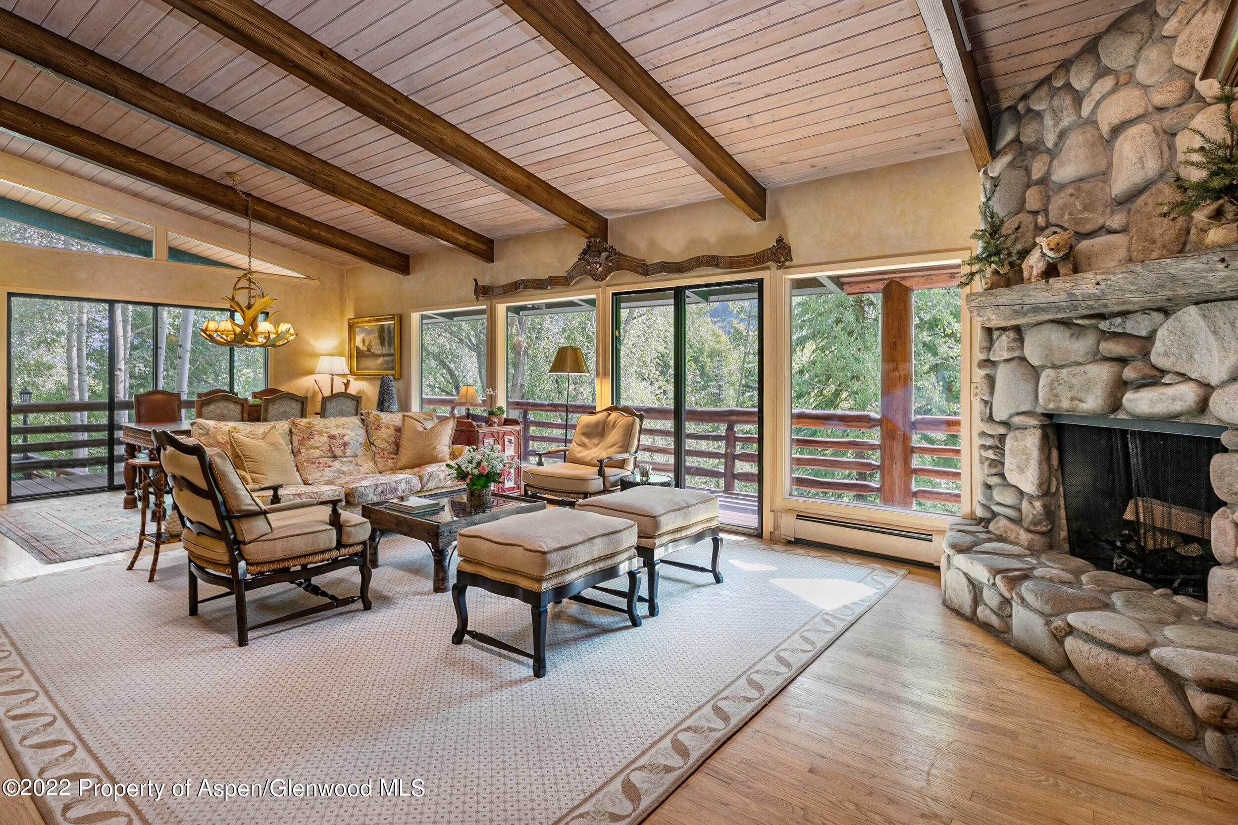 42791 Highway 82 Property Photo 2