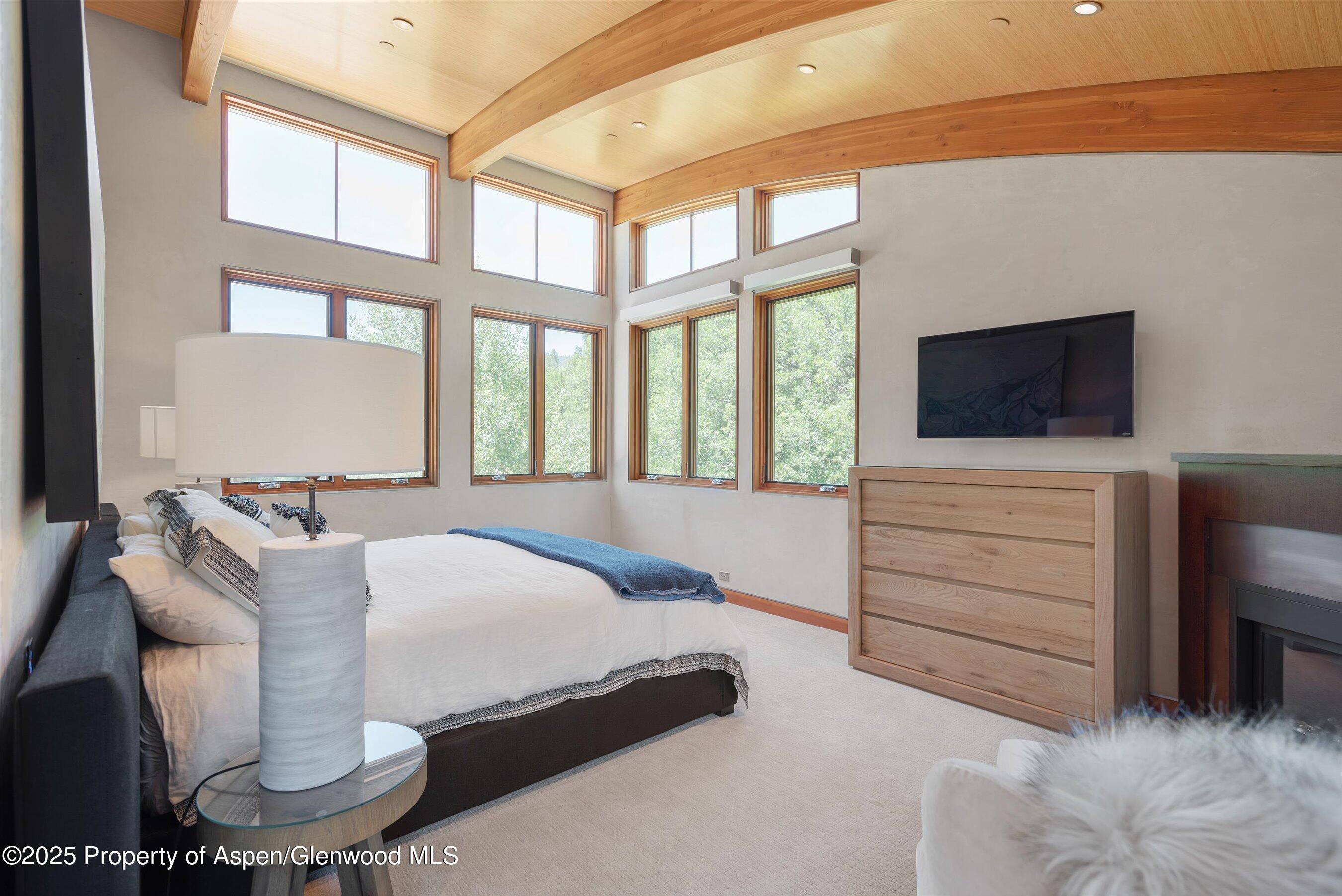 2556 Lower River Road Property Photo 16