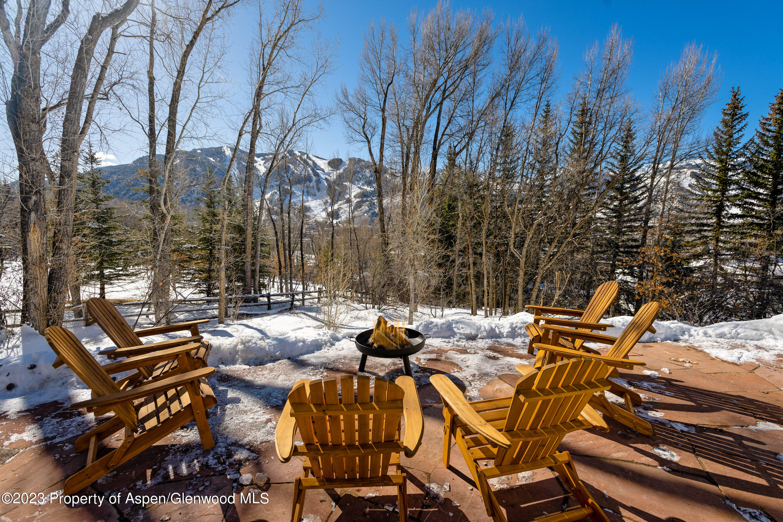 1036 Red Mountain Road Property Photo 5