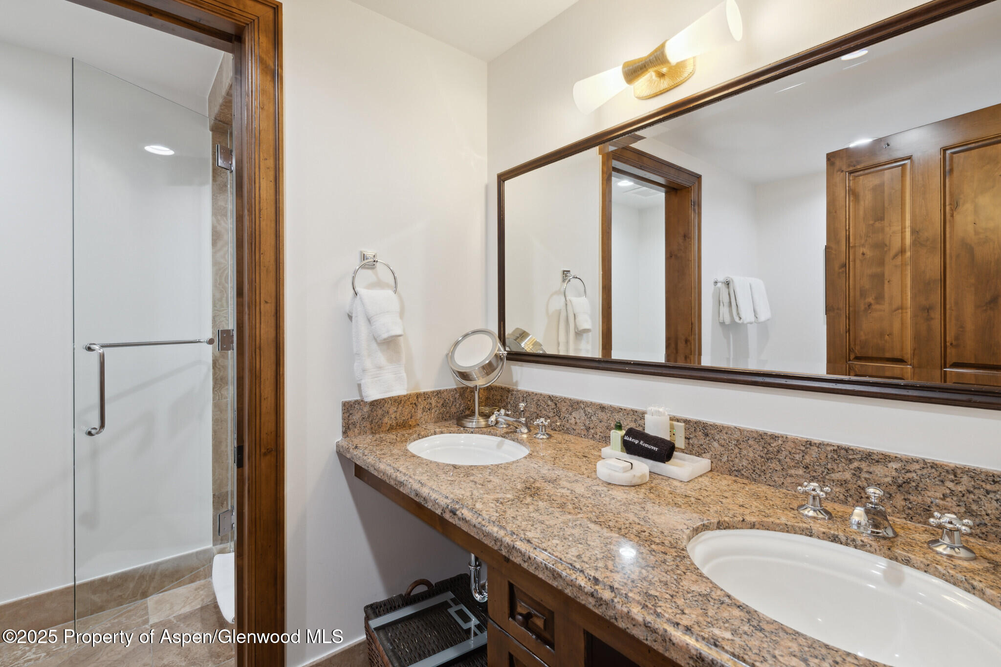 415 E Dean St, Unit 46 Property Photo 25
