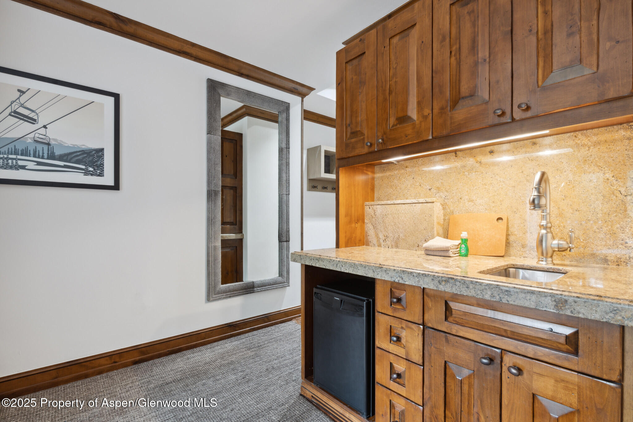 415 E Dean St, Unit 21 Property Photo 17