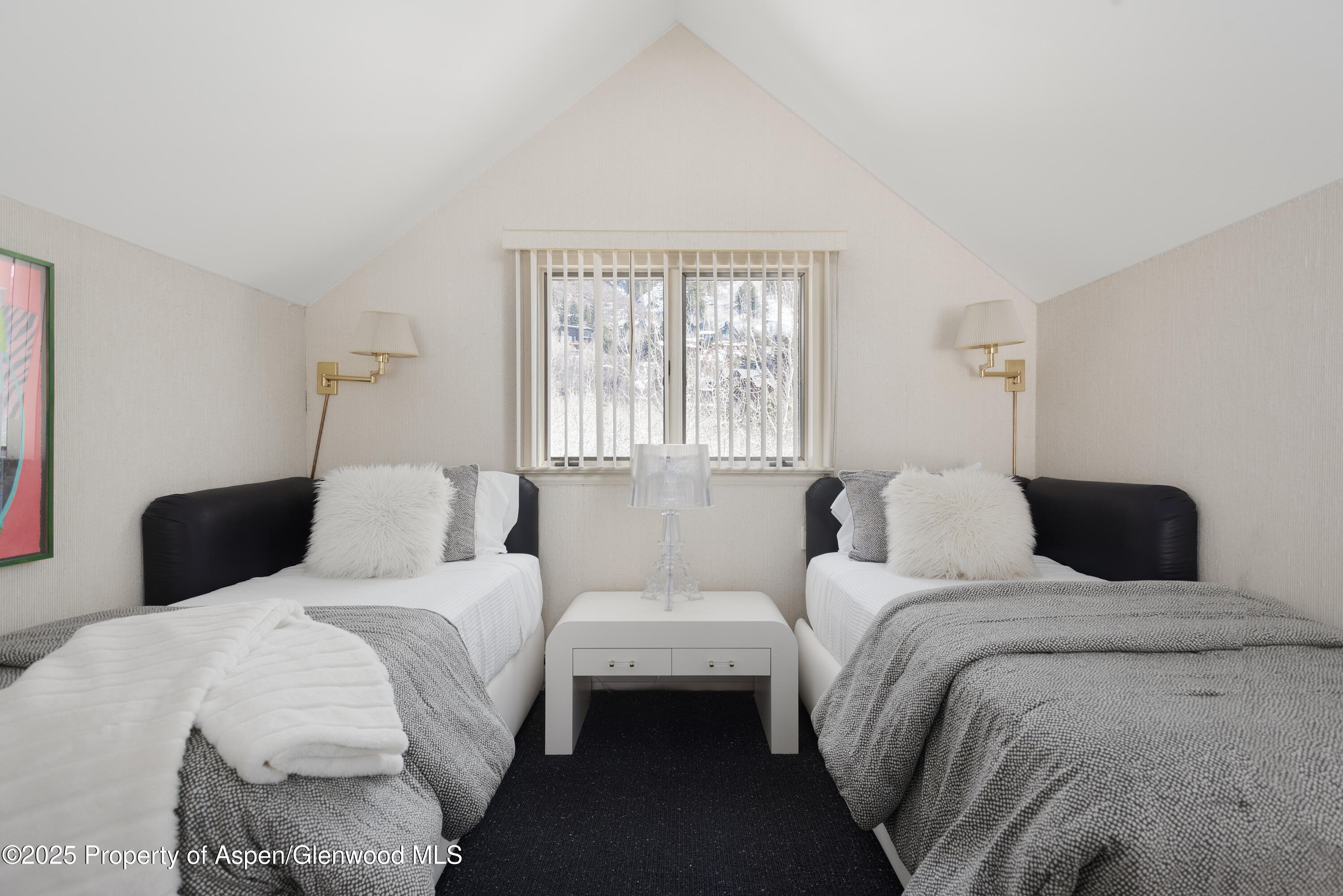 60 Northway Drive Property Photo 18
