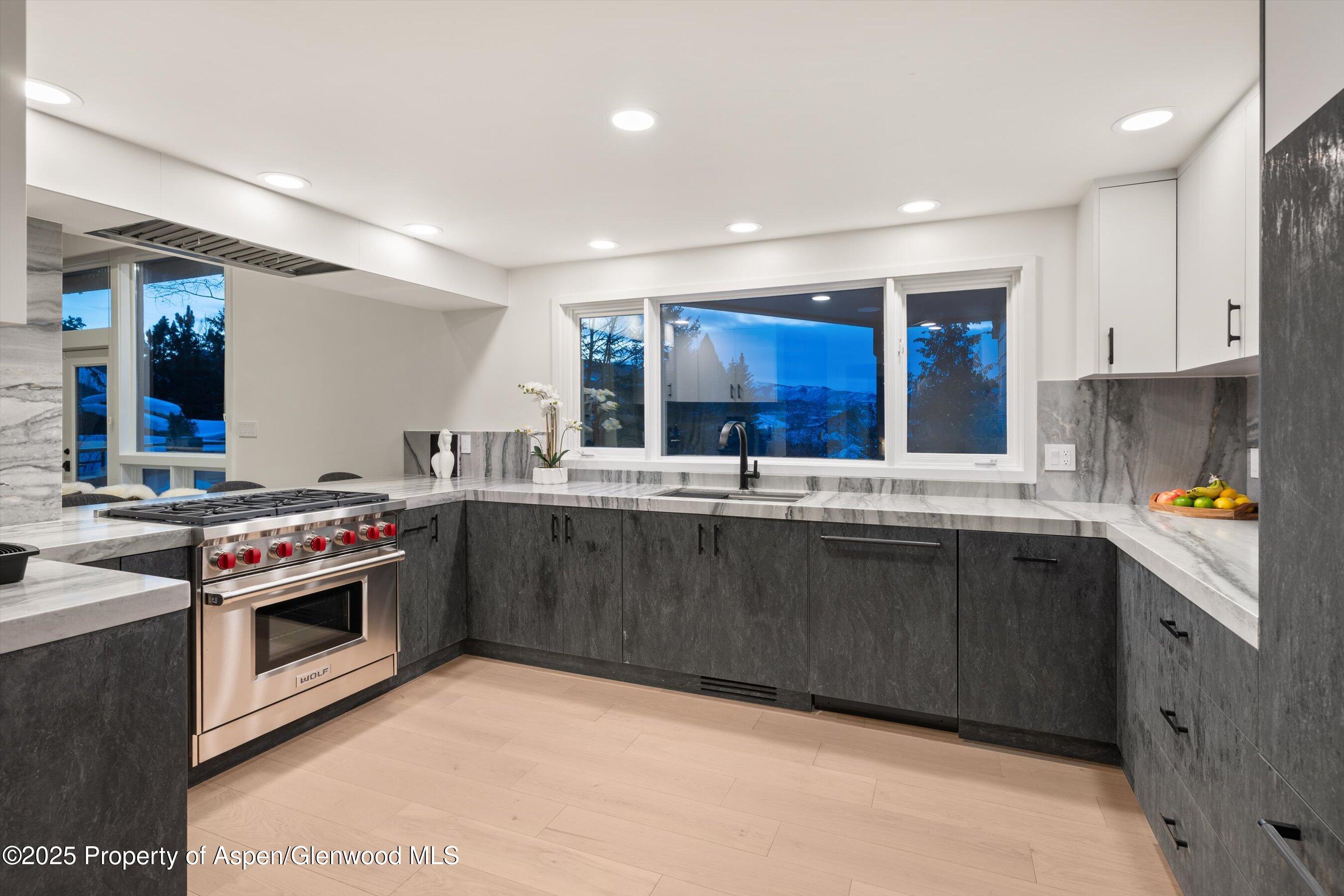 75 Bennett Court Property Photo 14