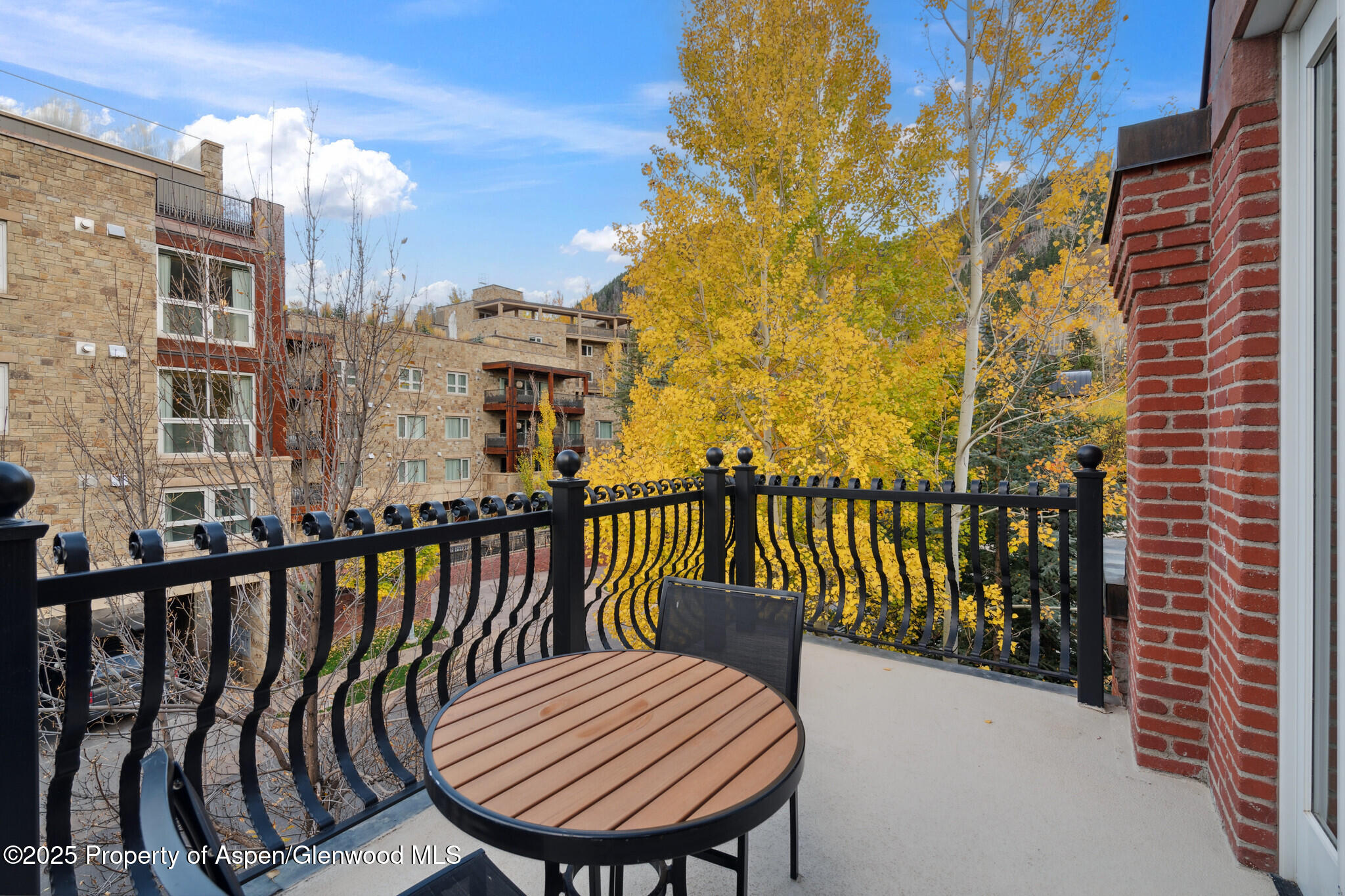 415 E Dean St, Unit 31 Property Photo 11