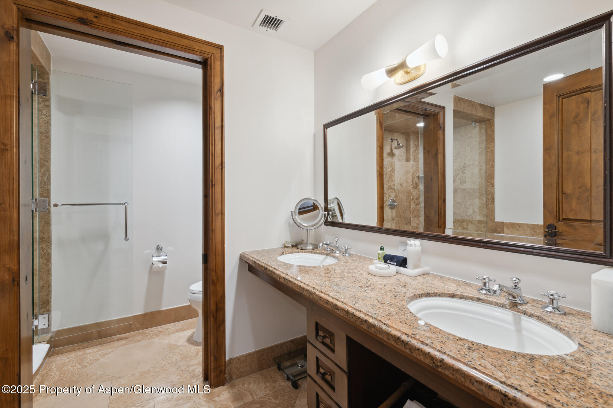 415 E Dean St, Unit 31 Property Photo 23