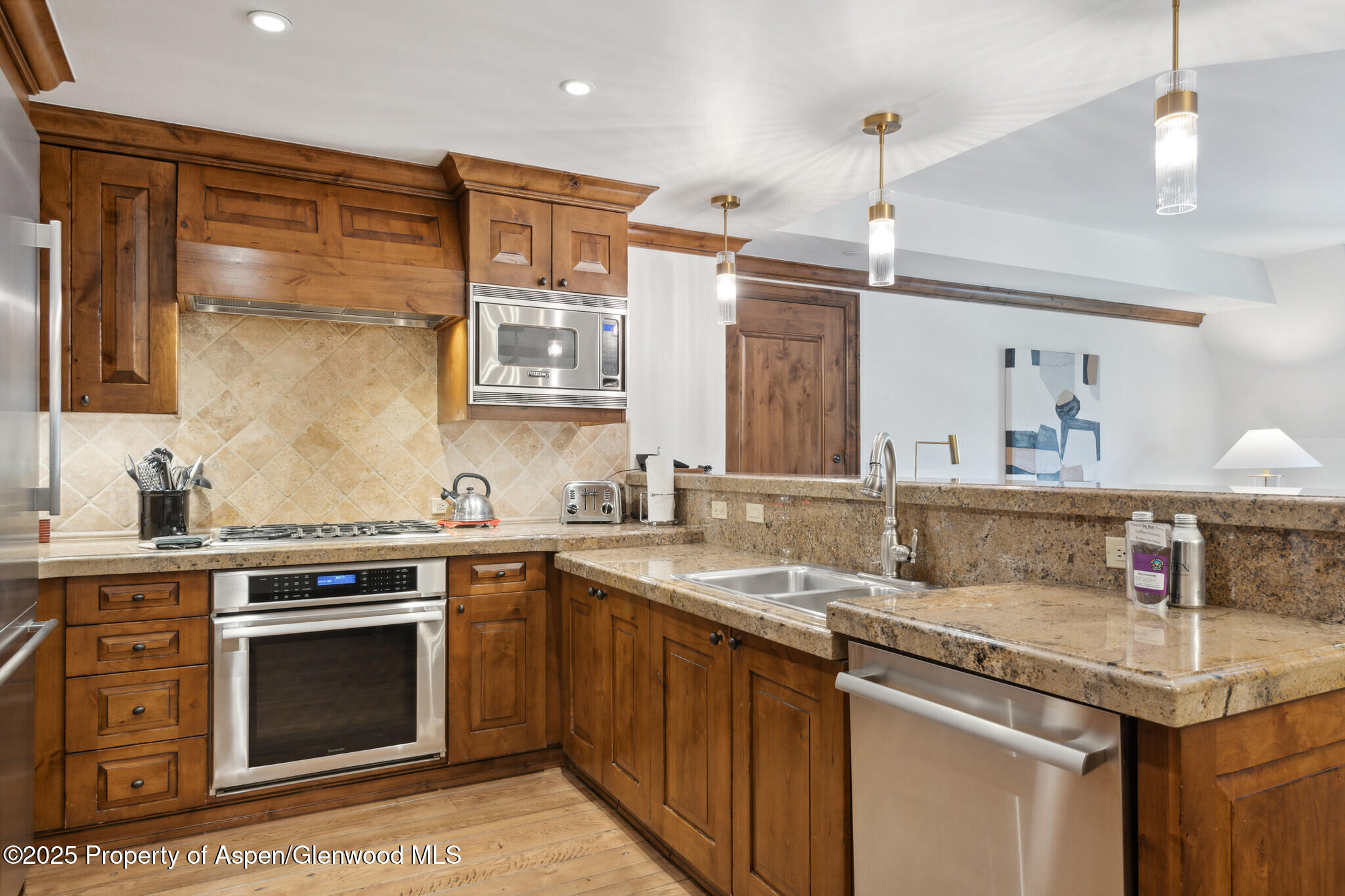 415 E Dean St, Unit 36 Property Photo 6