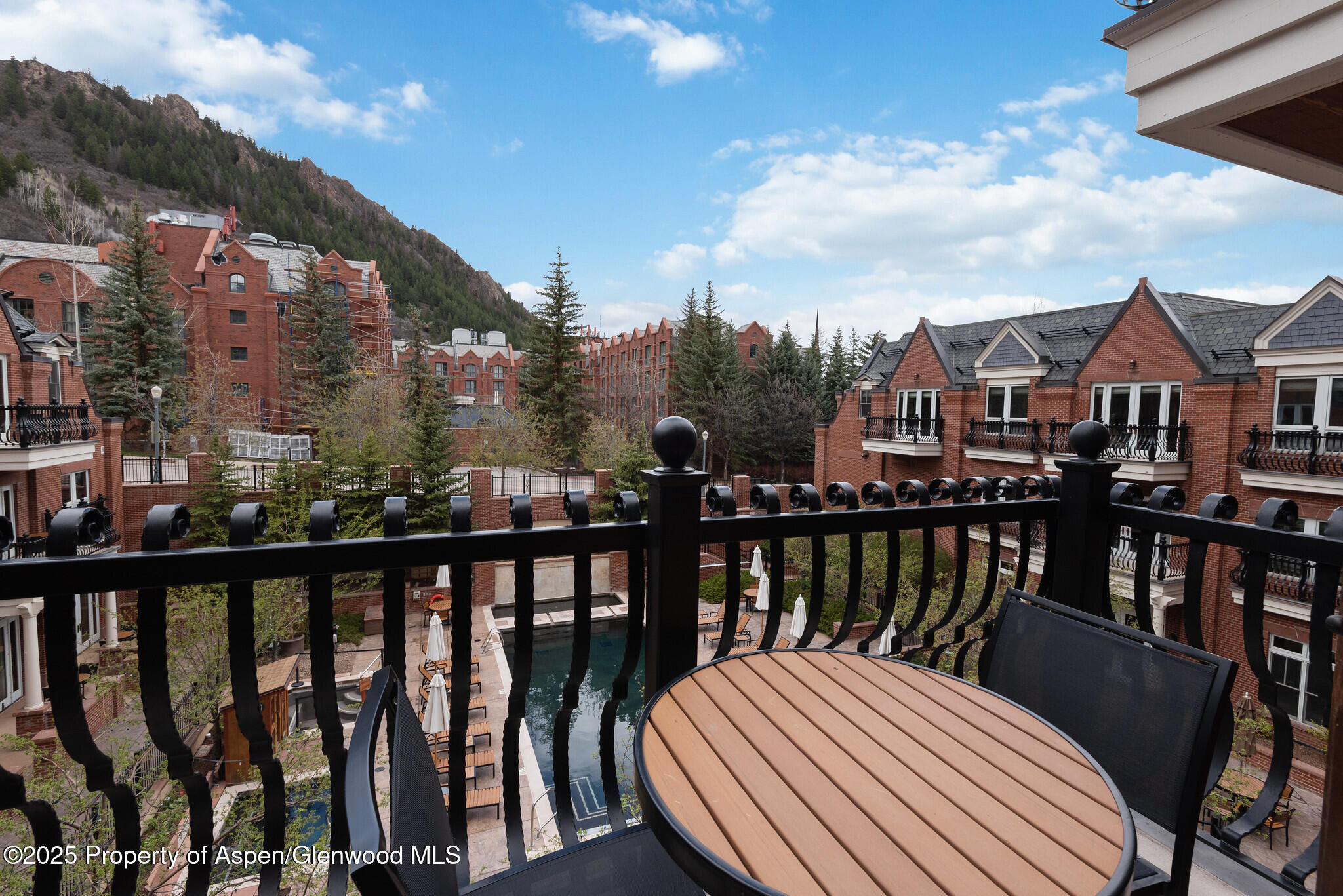 415 E Dean St, Unit 36 Property Photo 11