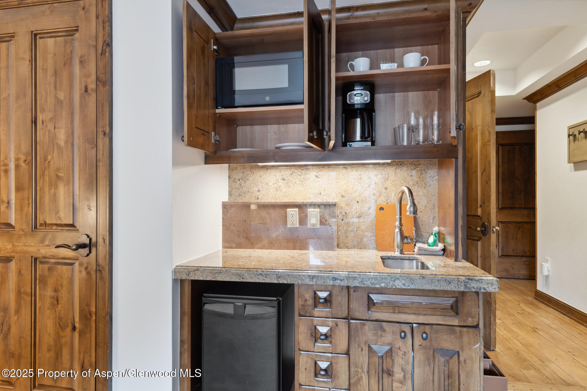415 E Dean St, Unit 36 Property Photo 19